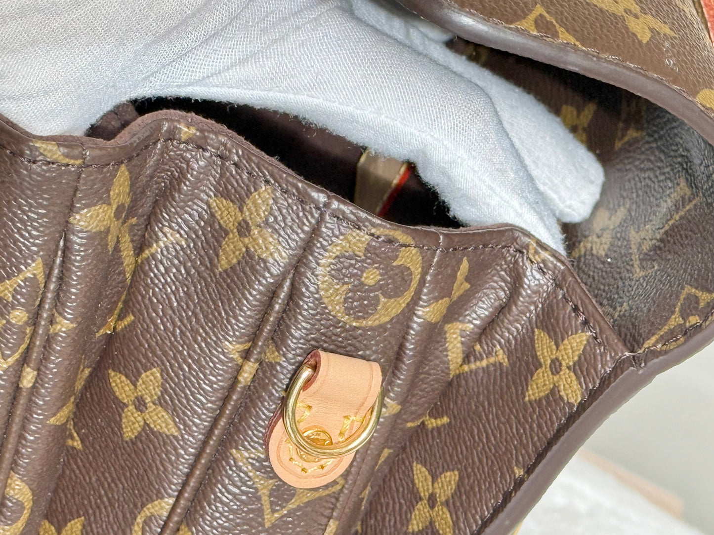 Louis Vuitton Pochette Metis Mono