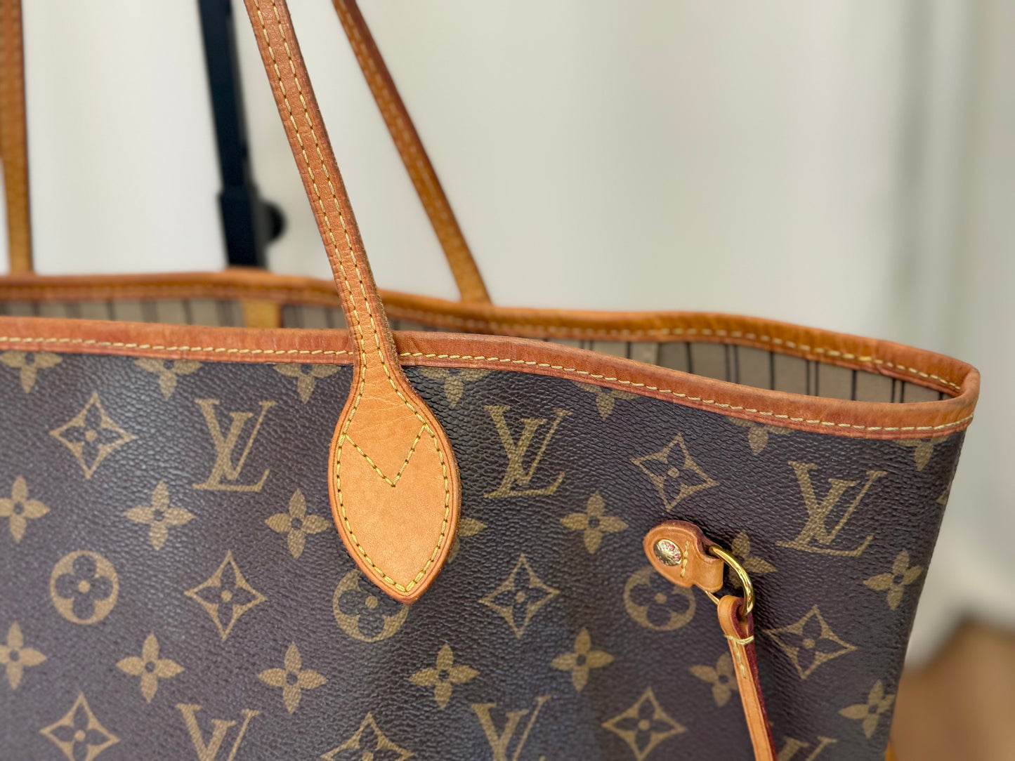 Louis Vuitton Neverfull MM Mono Beige