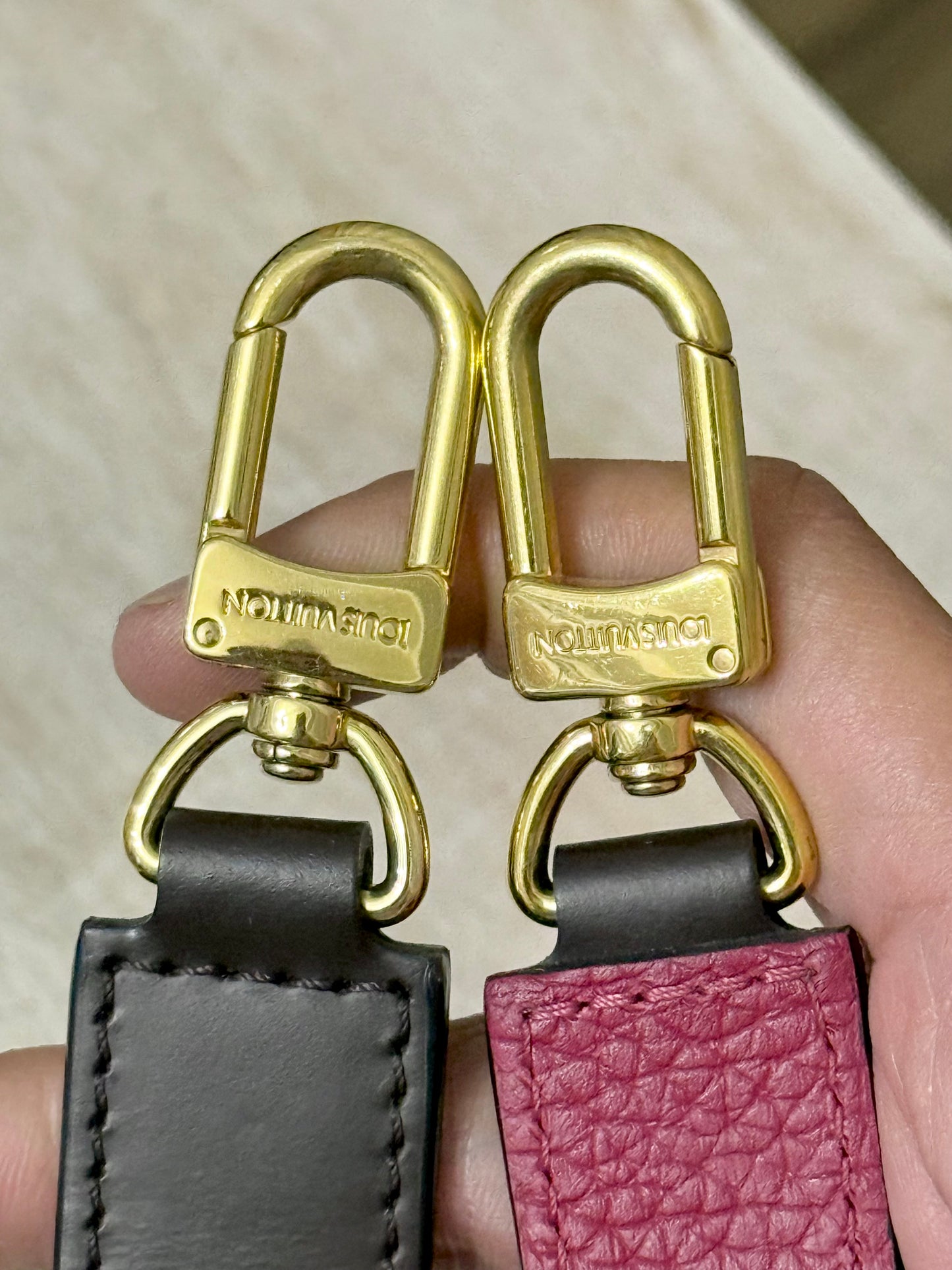 Louis Vuitton Bond Street Reversible Brown/Bordeaux Leather Non Adjustable Strap