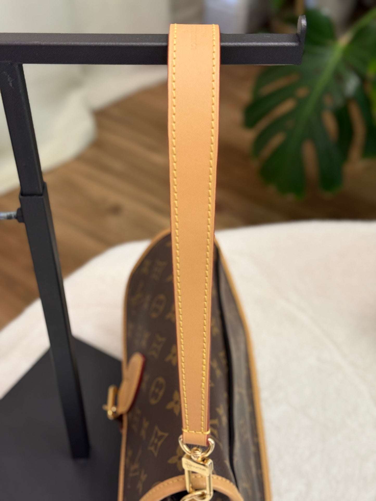 Louis Vuitton Diane Mono