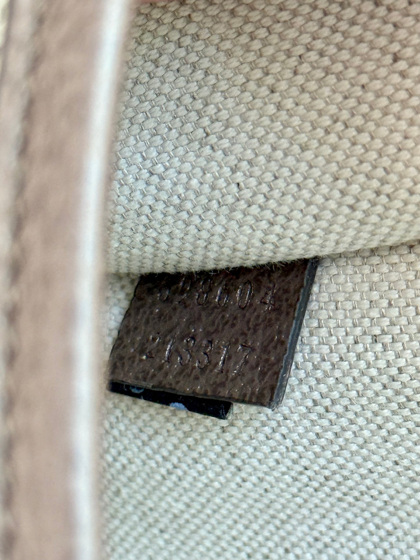 Gucci GG Supreme Monogram Web Medium Neo Vintage Messenger Flap Bag Beige