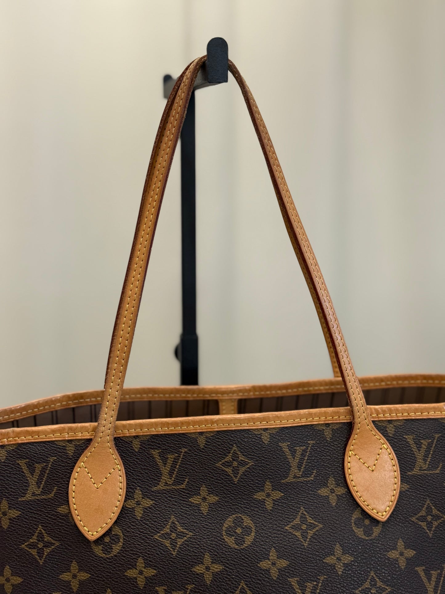 Louis Vuitton Neverfull MM Mono Beige