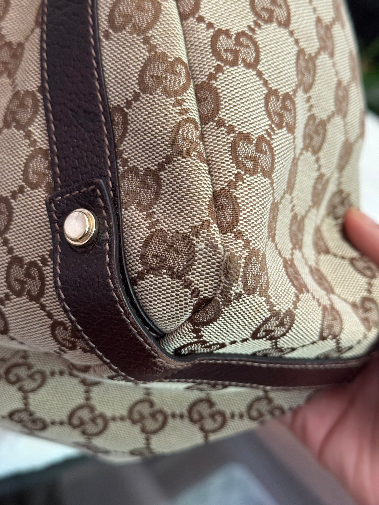Gucci Medium Abbey Shoulder Bag