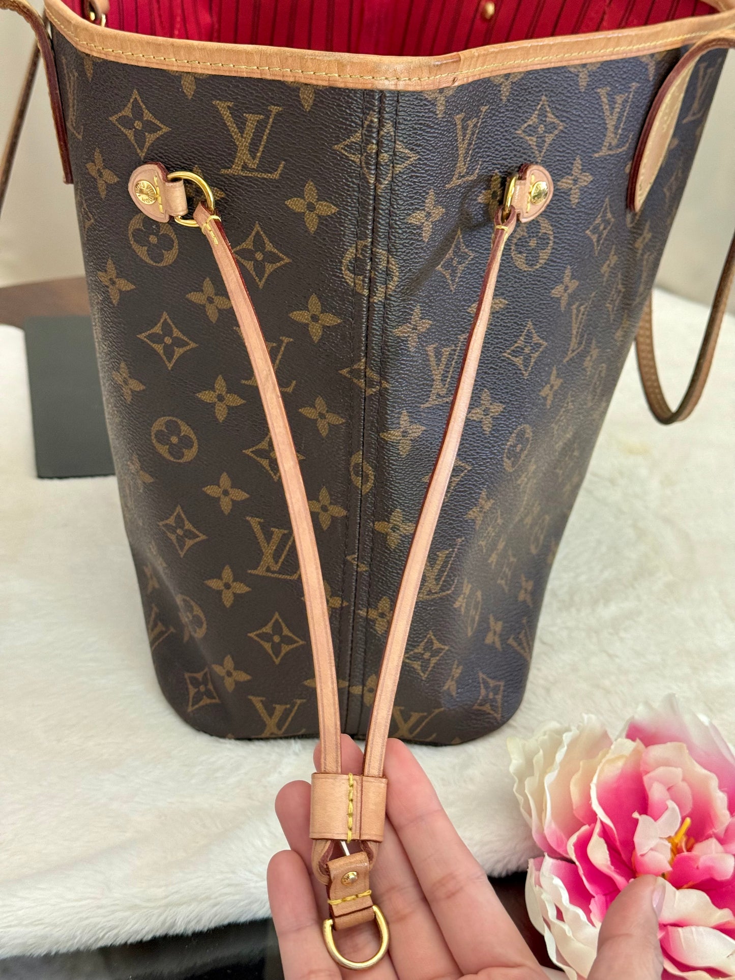 Louis Vuitton Neverfull MM Mono Cerise