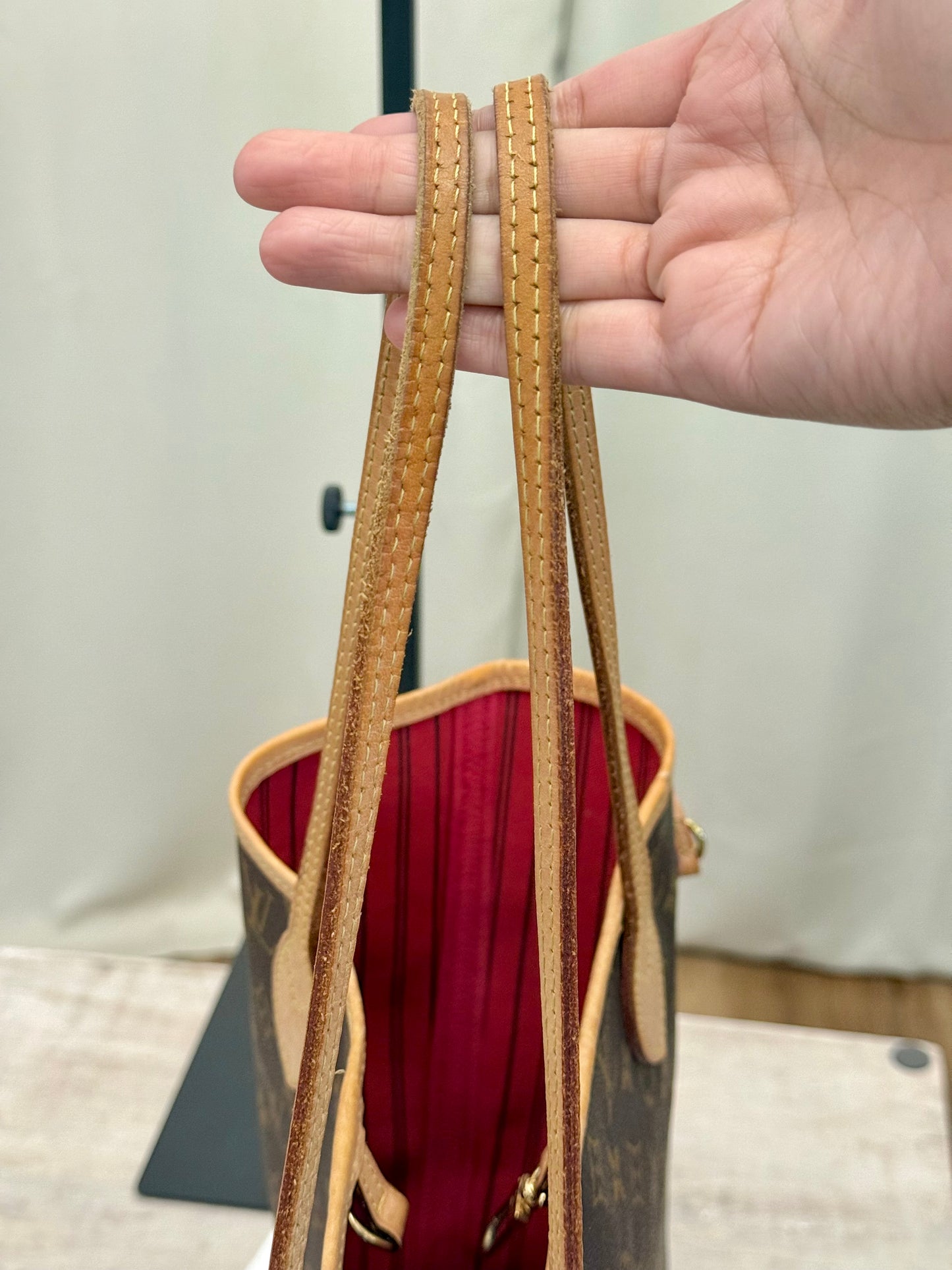 Louis Vuitton Neverfull MM Mono Cerise