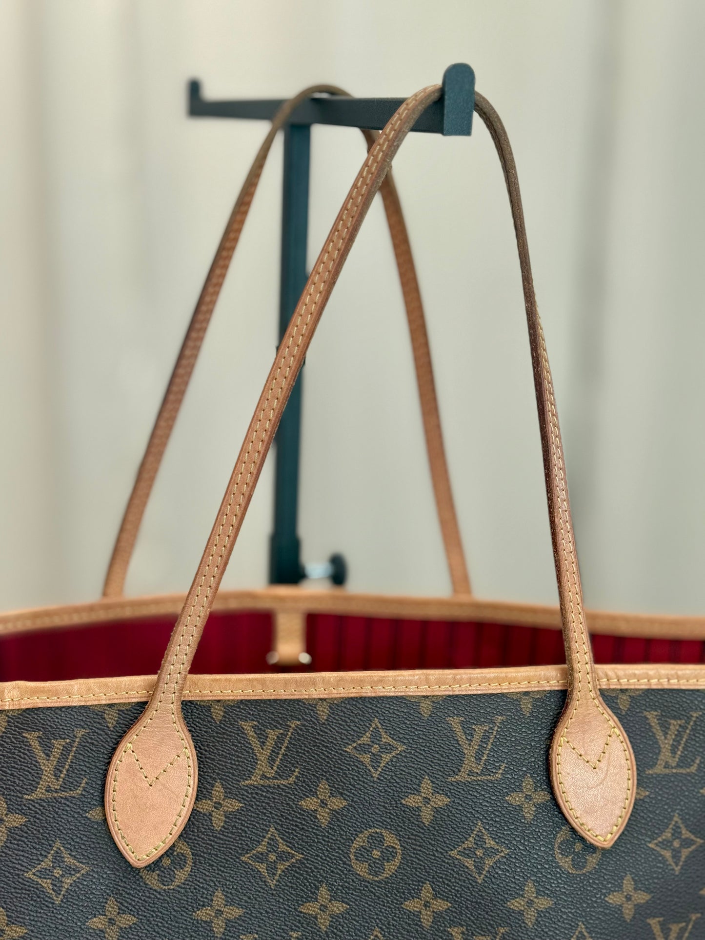 Louis Vuitton Neverfull MM Mono Cerise