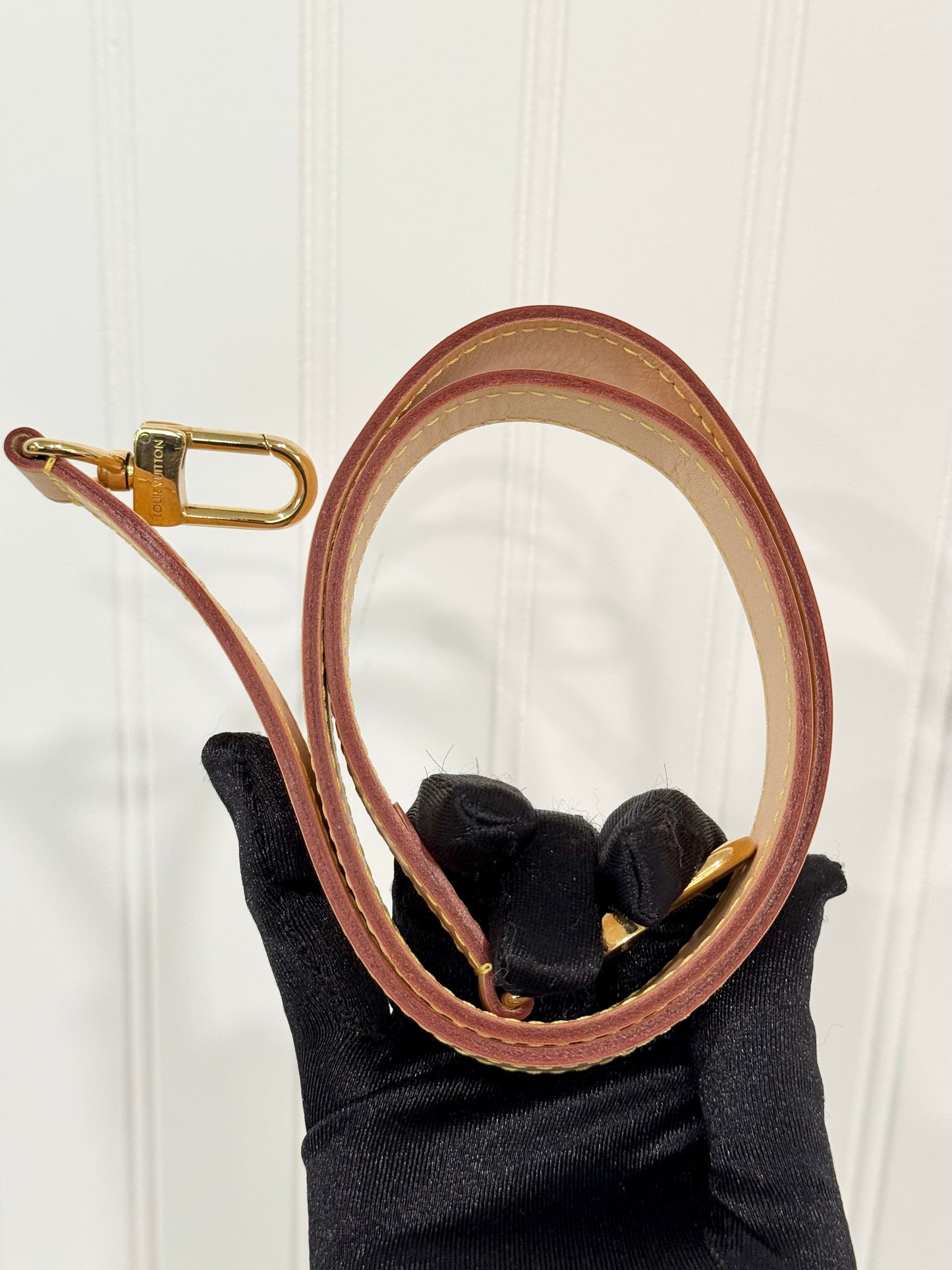 Louis Vuitton Vachetta Shoulder Non Adjustable Strap