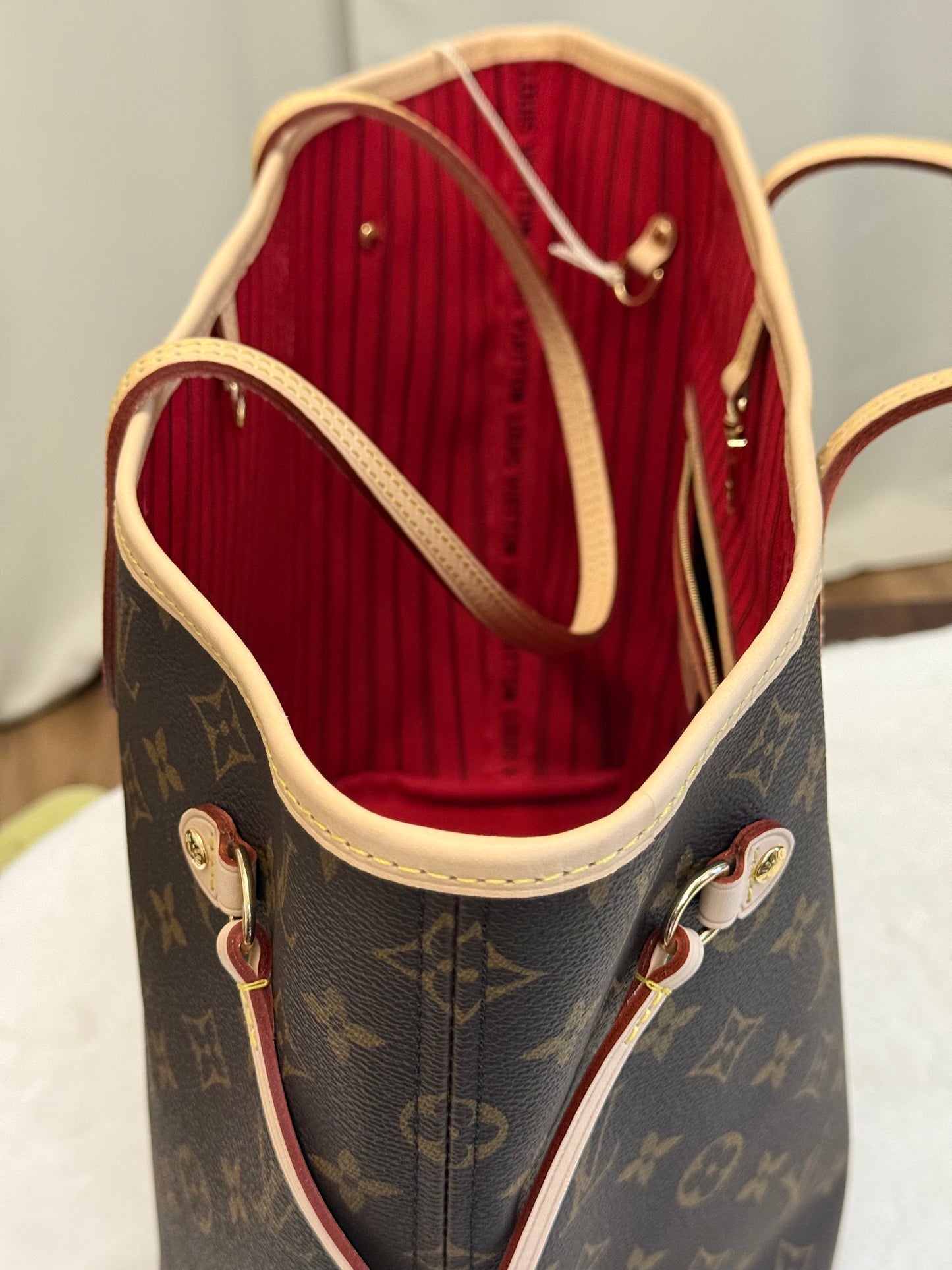 Louis Vuitton Neverfull MM Mono Cerise