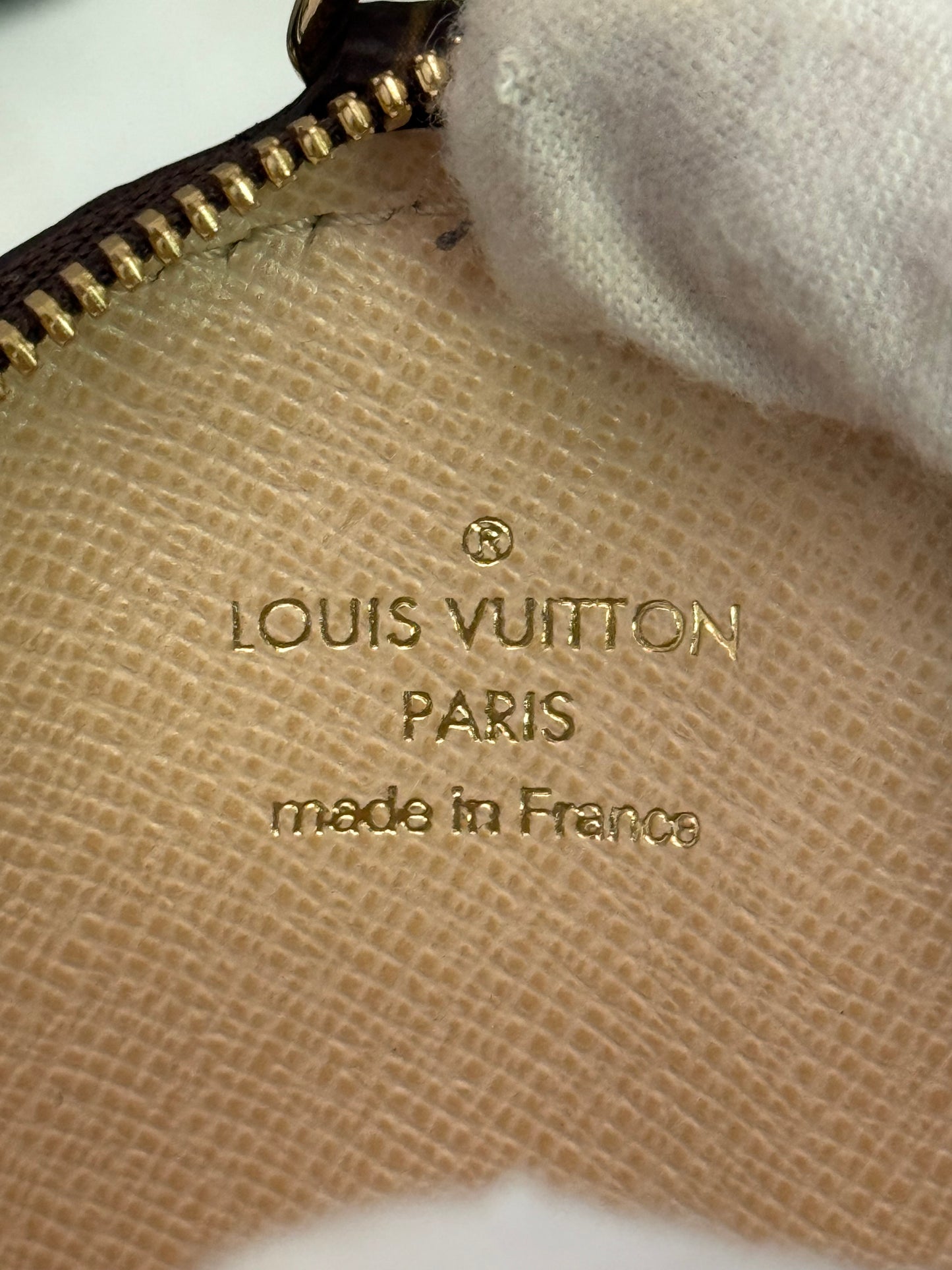 Louis Vuitton Round Coin Pouch Mono