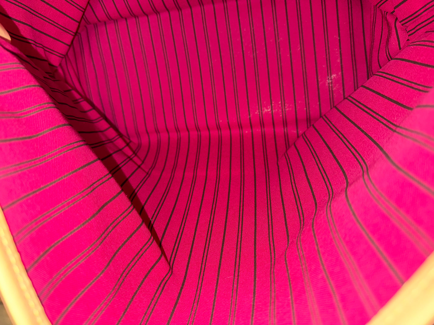 Louis Vuitton Delightful MM Mono Pivoine