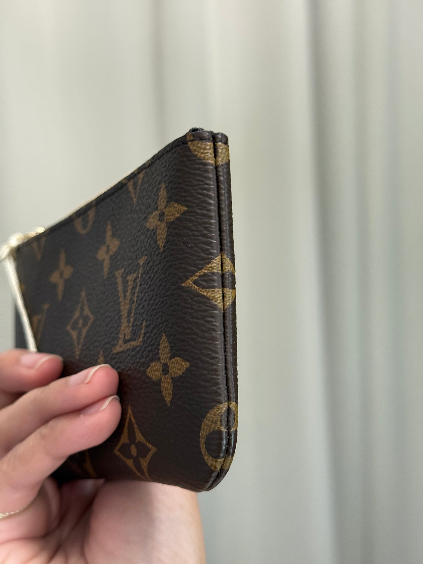 Louis Vuitton Key Pouch Mono Size S