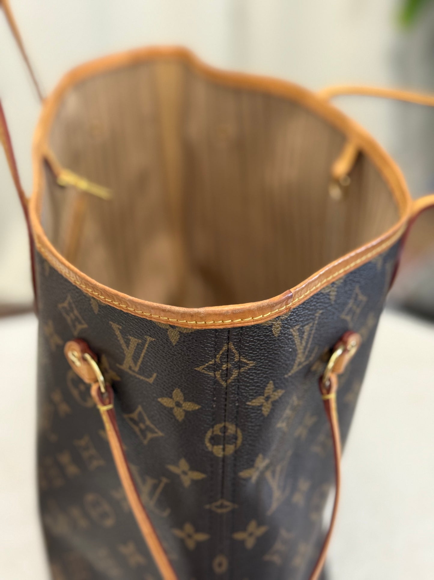 Louis Vuitton Neverfull MM Mono Beige