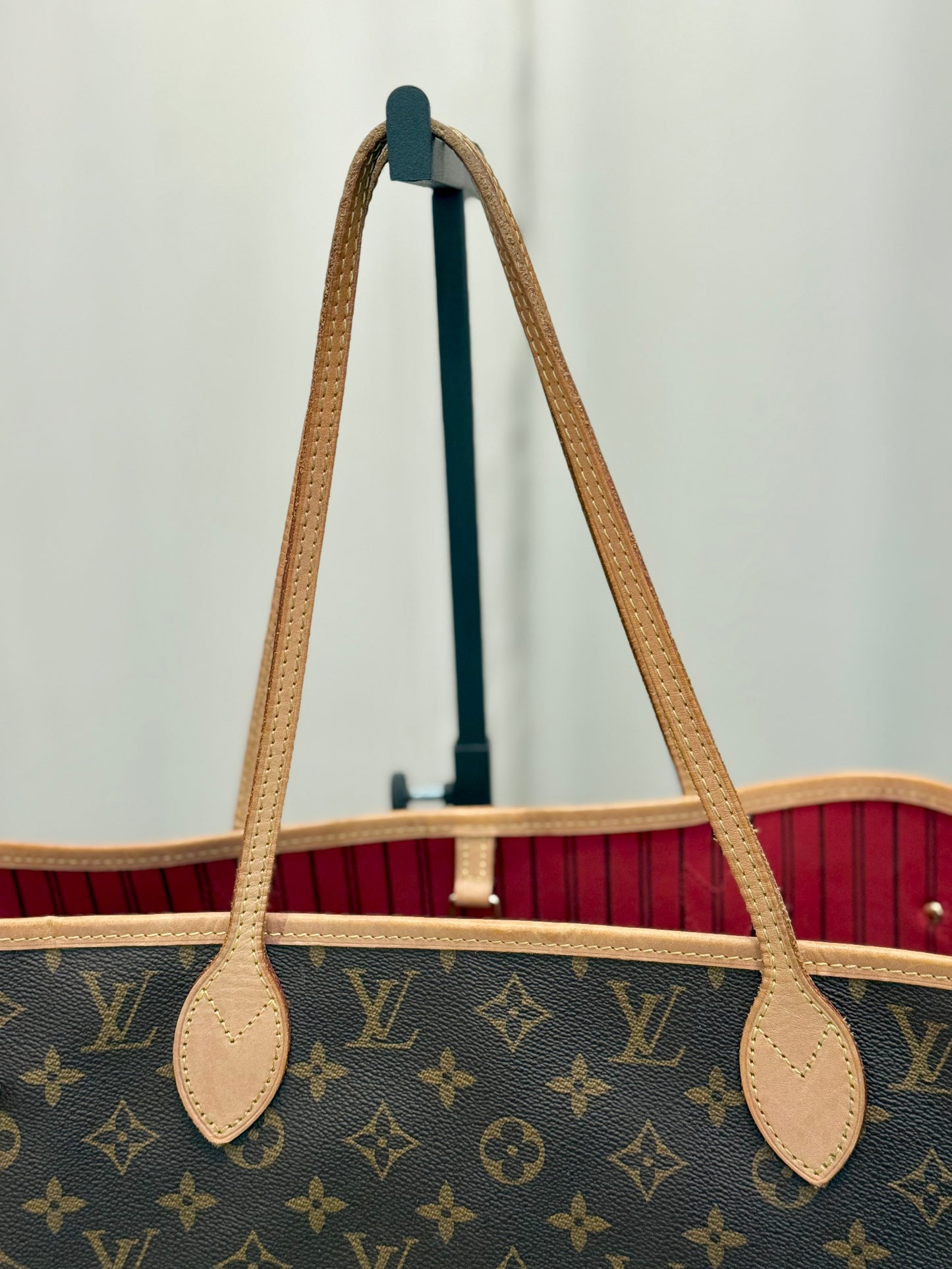Louis Vuitton Neverfull MM Mono Cerise