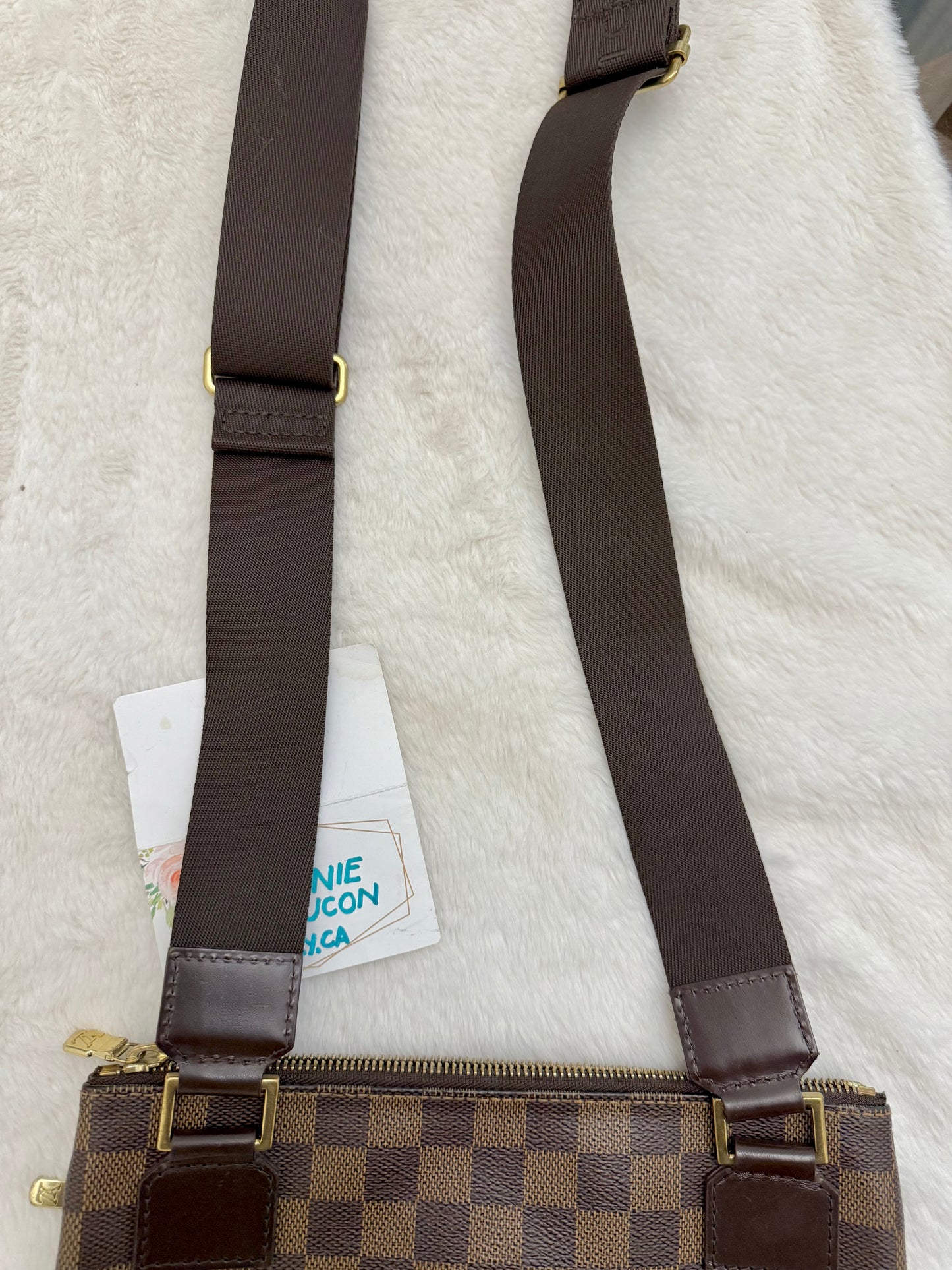 Louis Vuitton Pochette Bosphore DE