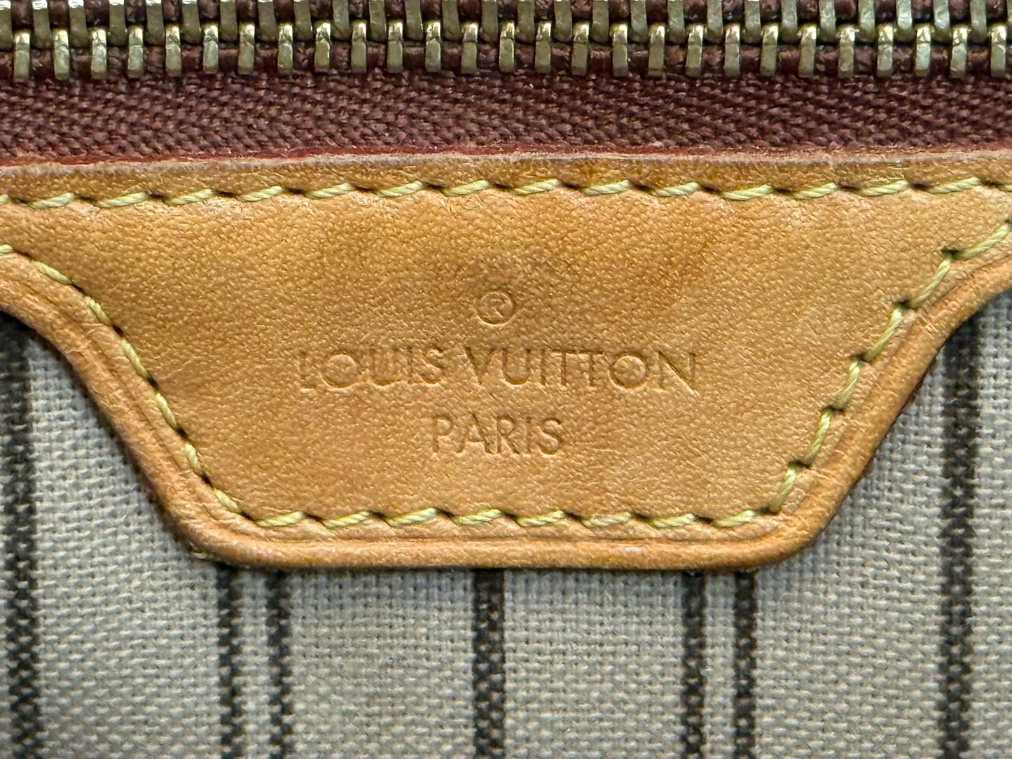 Louis Vuitton Neverfull MM Mono Beige