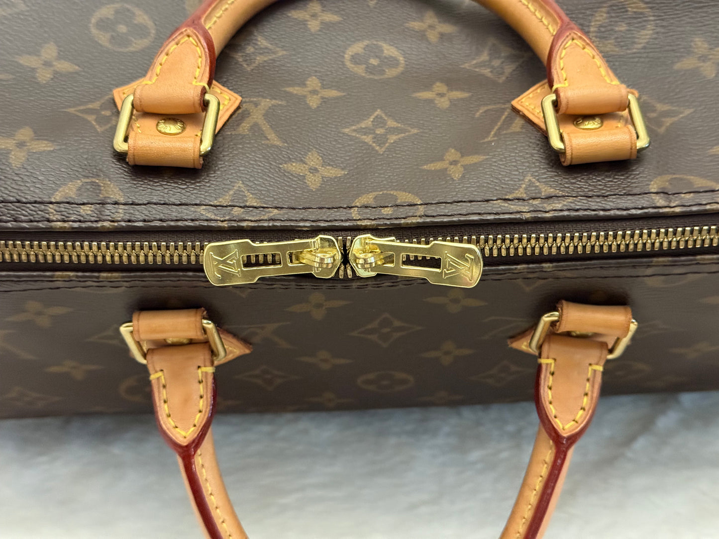 Louis Vuitton Speedy 35 Bandouliere Mono