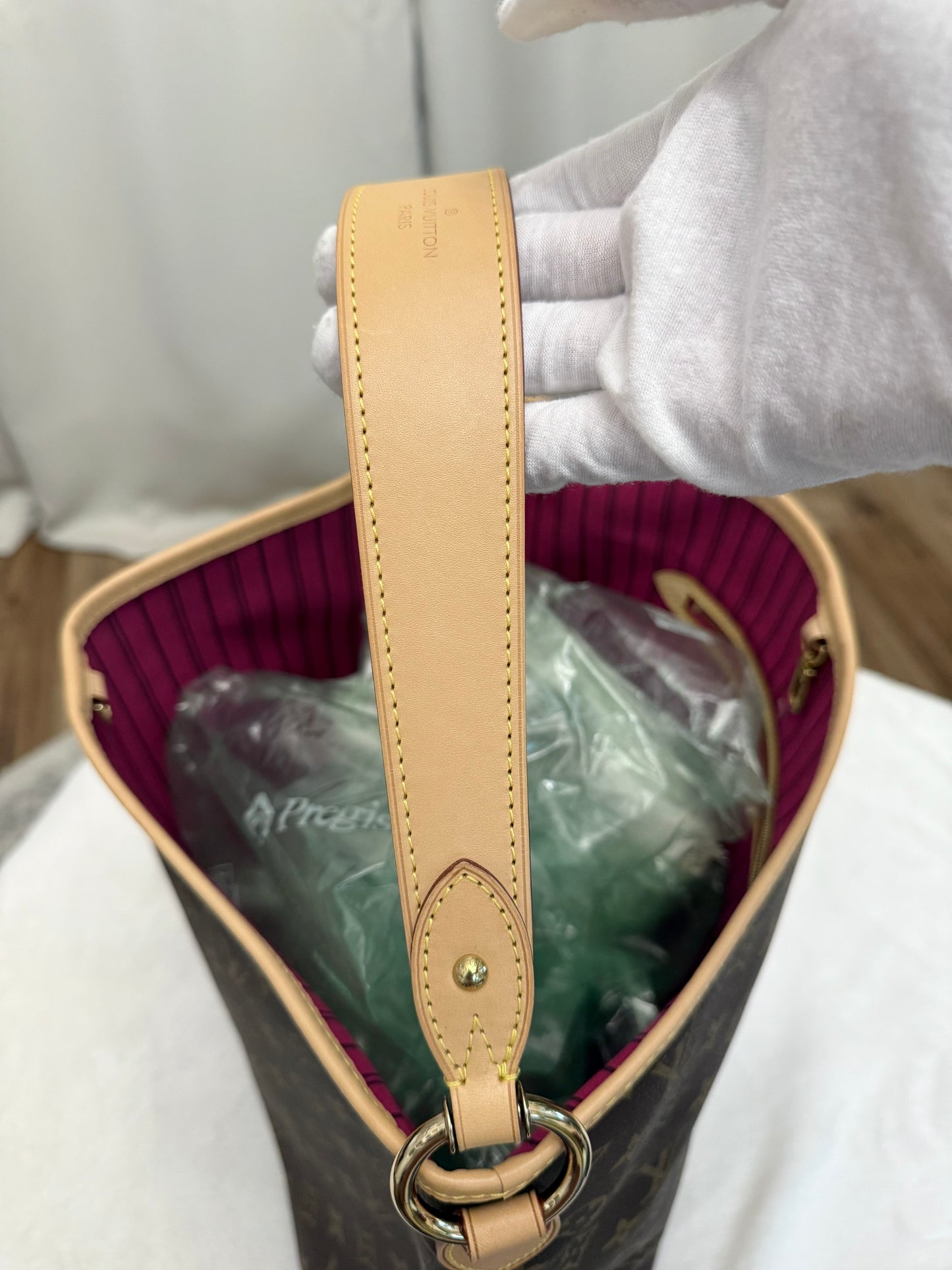 Louis Vuitton Delightful MM Mono Pivoine