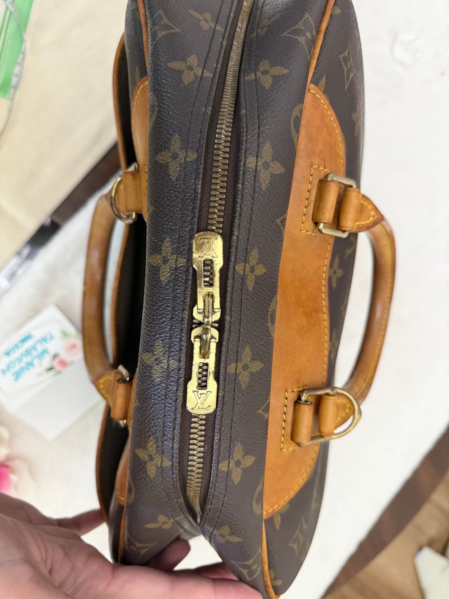 Louis Vuitton Deauville Mono