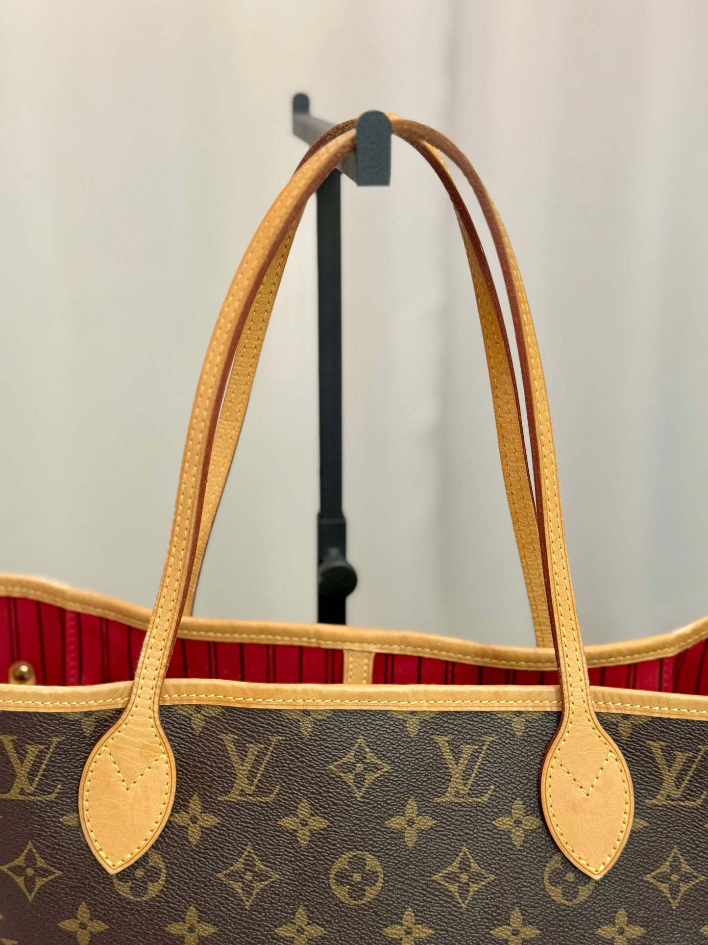 Louis Vuitton Neverfull MM Mono Cerise