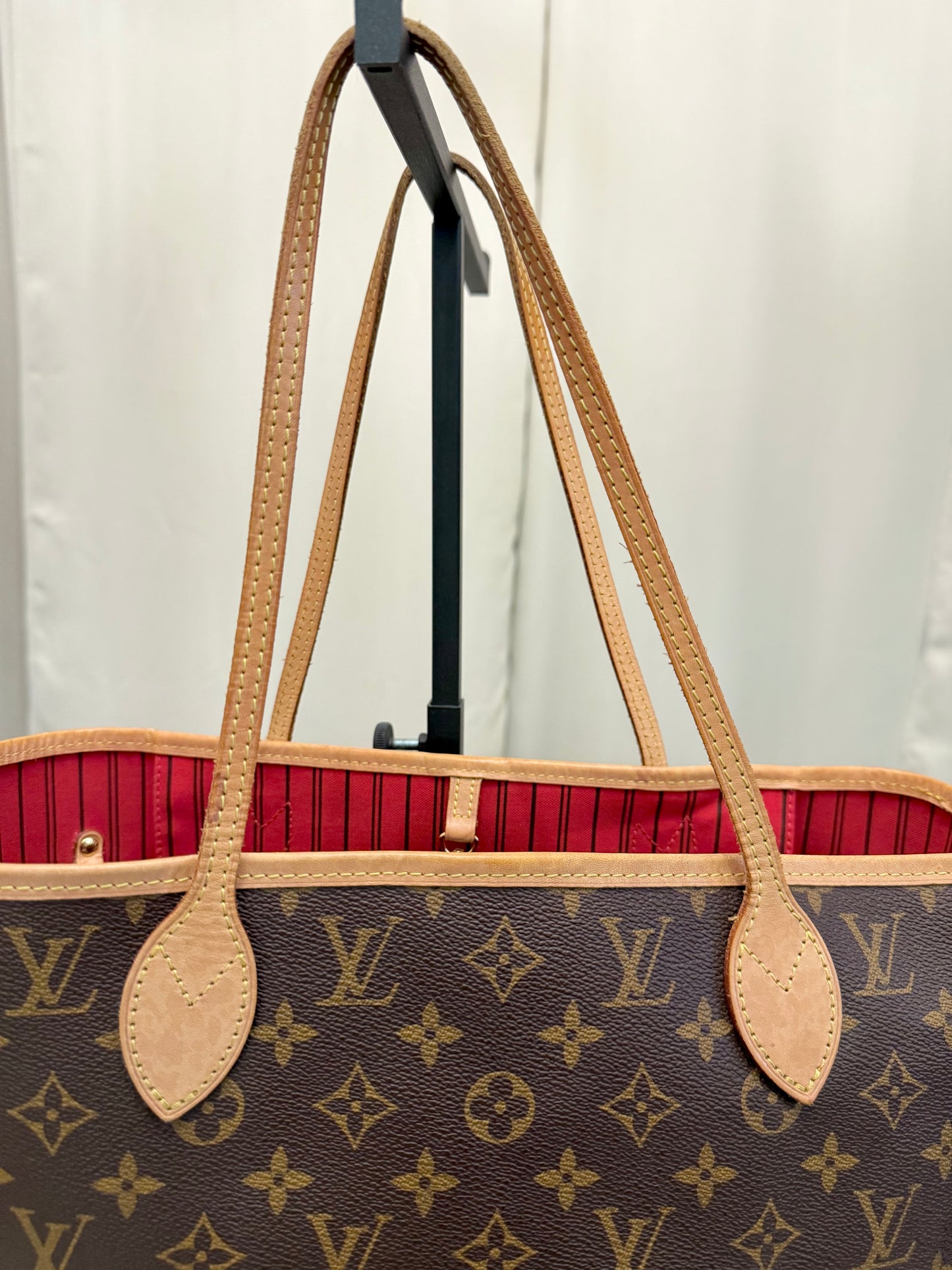 Louis Vuitton Neverfull MM Mono Cerise