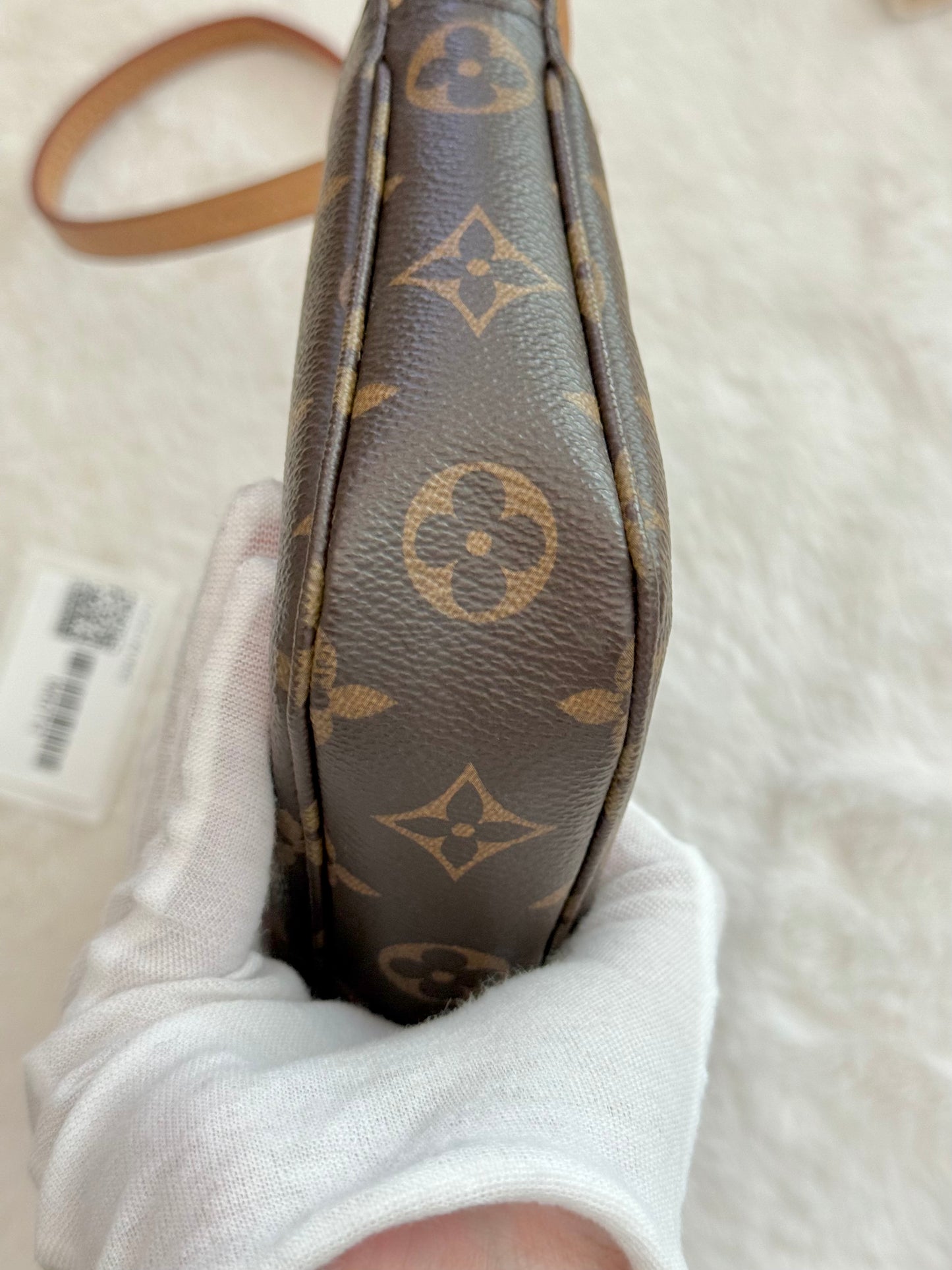 Louis Vuitton Pochette Accessoires New Model Mono