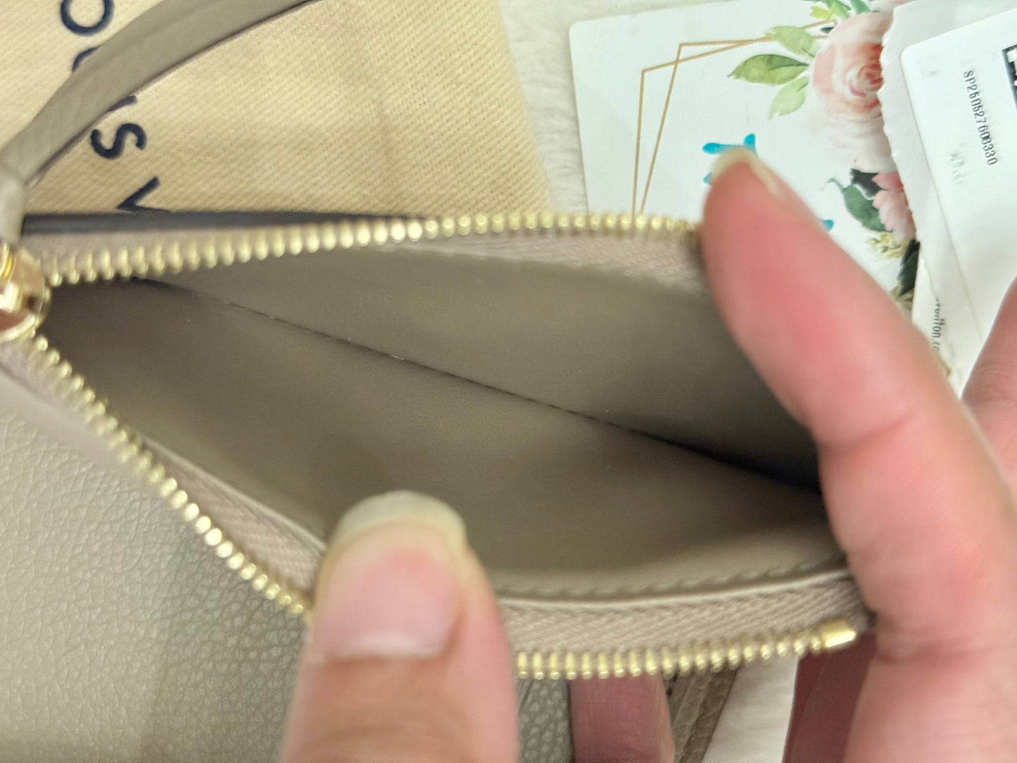 Louis Vuitton Victorine Bicolor Dove/Creme