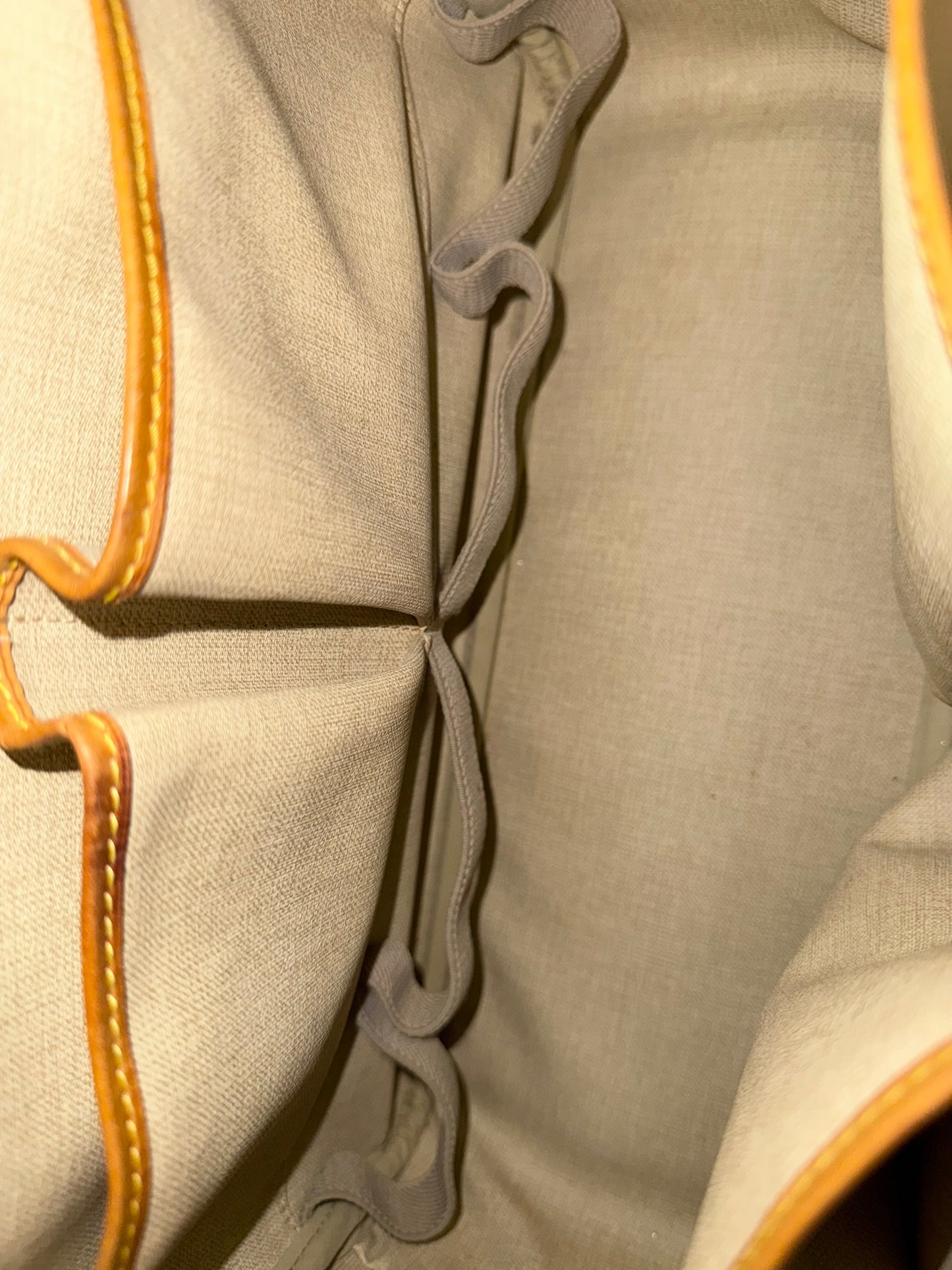 Louis Vuitton Deauville Mono