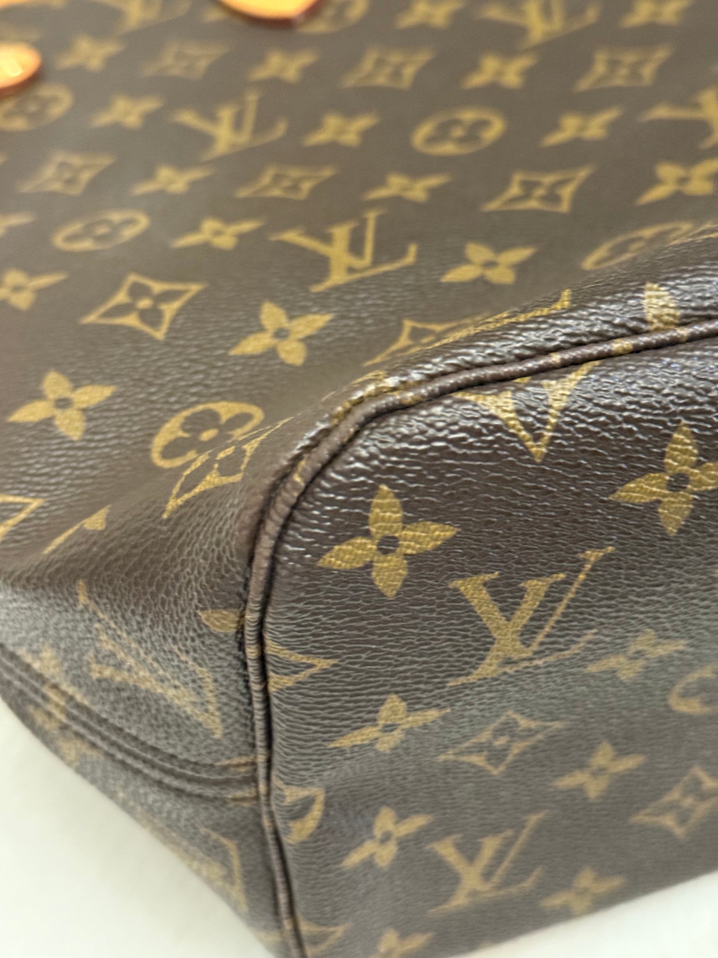 Louis Vuitton Neverfull MM Mono Beige