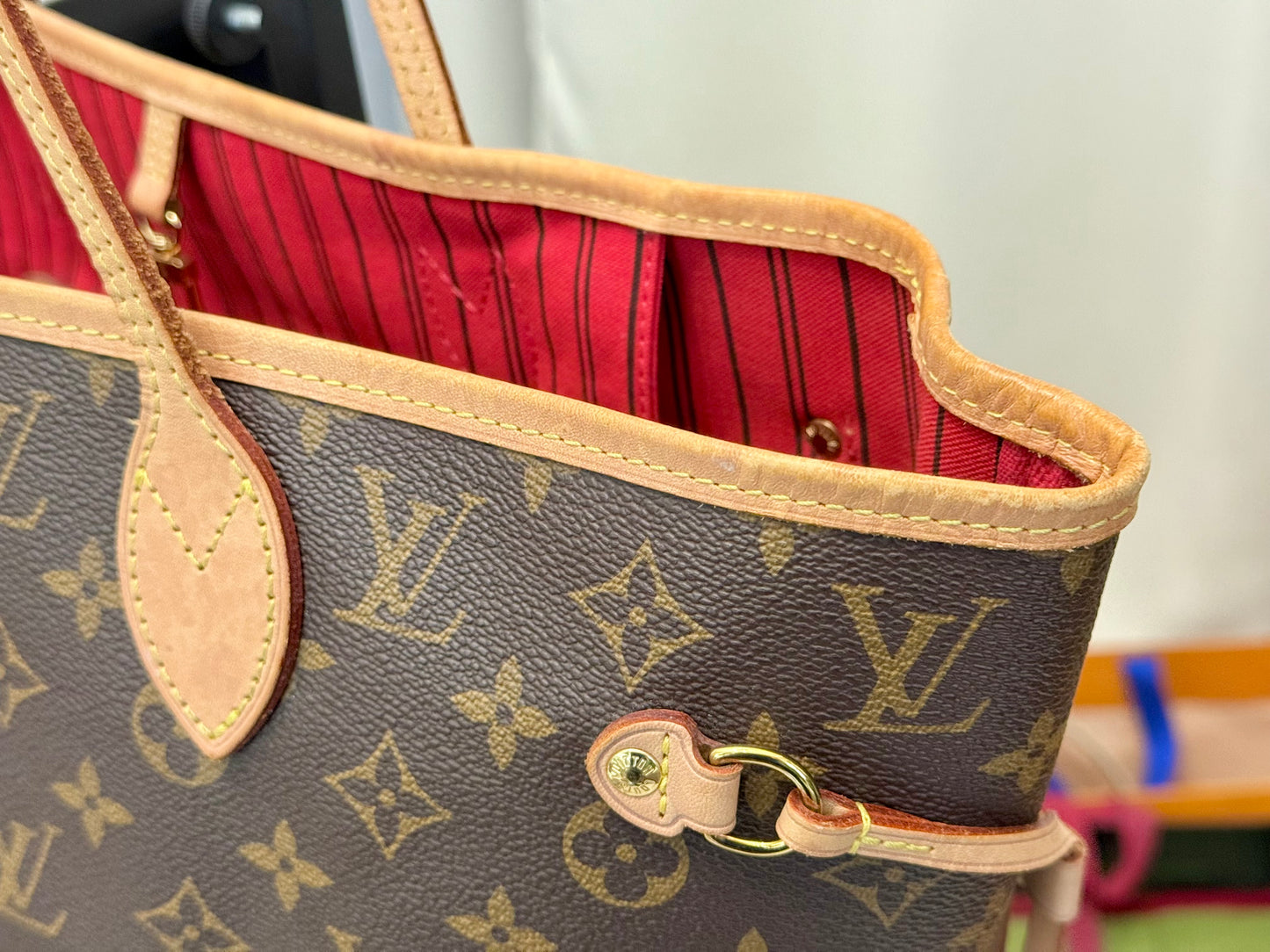 Louis Vuitton Neverfull MM Mono Cerise