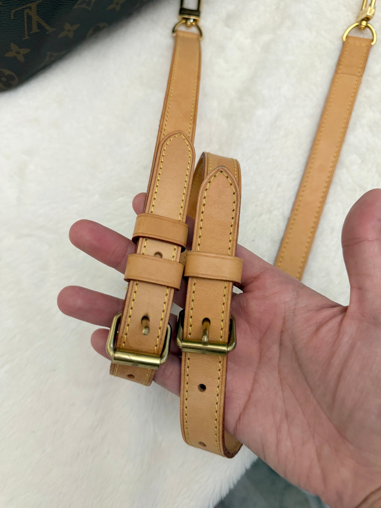 Louis Vuitton Speedy 35 Bandouliere Mono