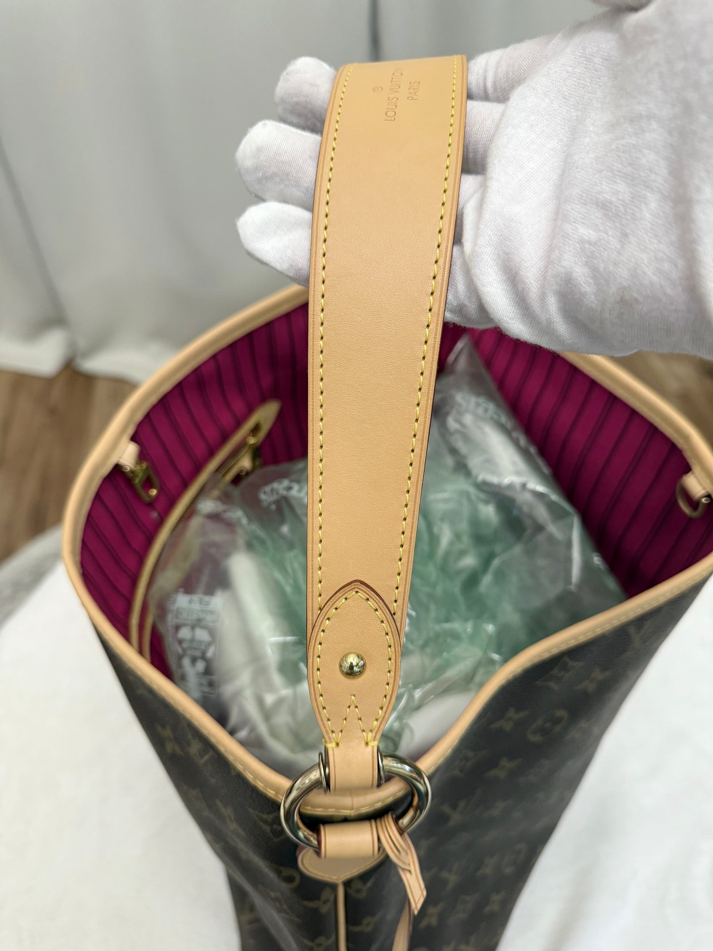 Louis Vuitton Delightful MM Mono Pivoine