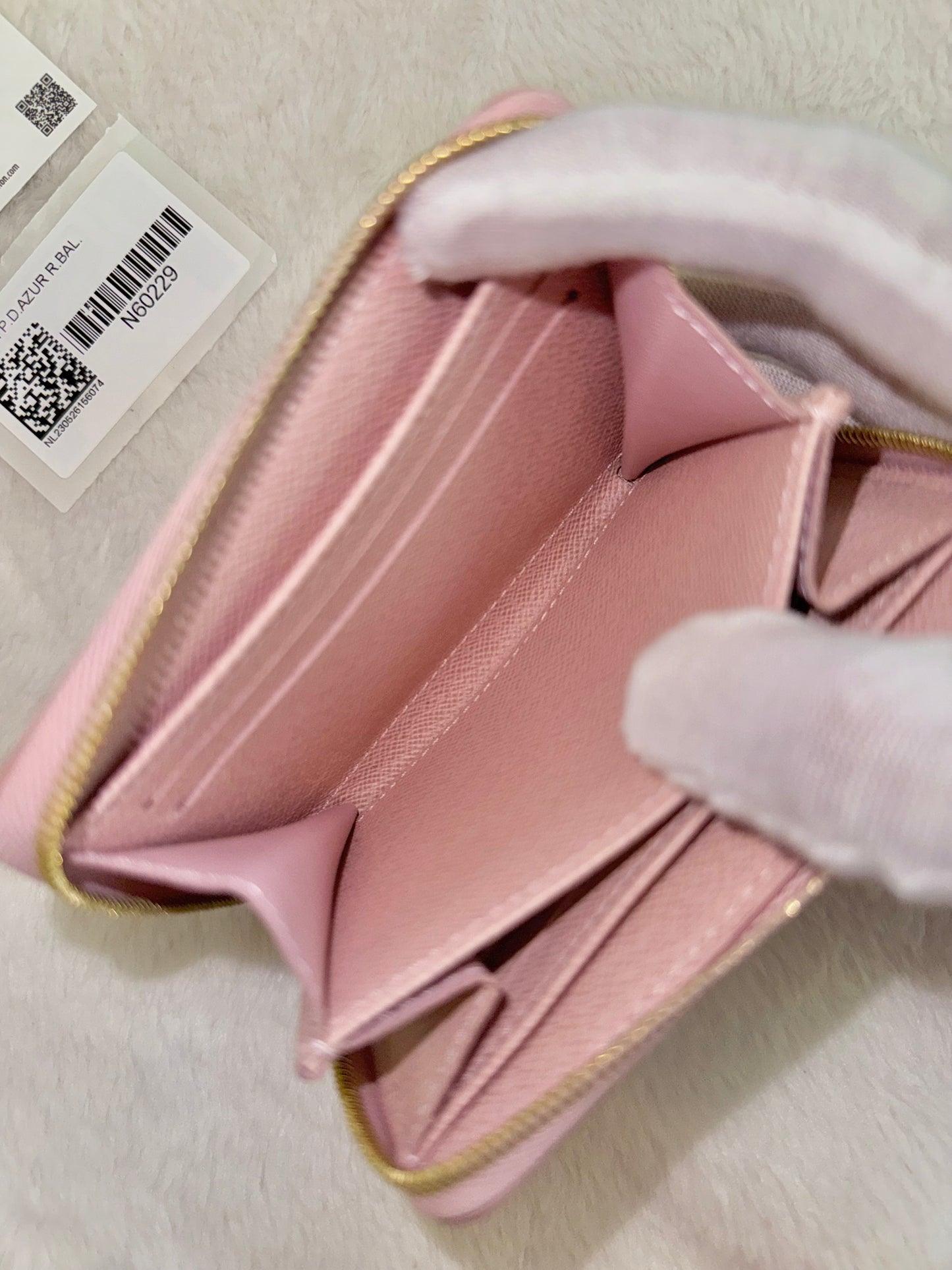 Louis Vuitton Zippy Coin Purse Damier Azur Rose Ballerine