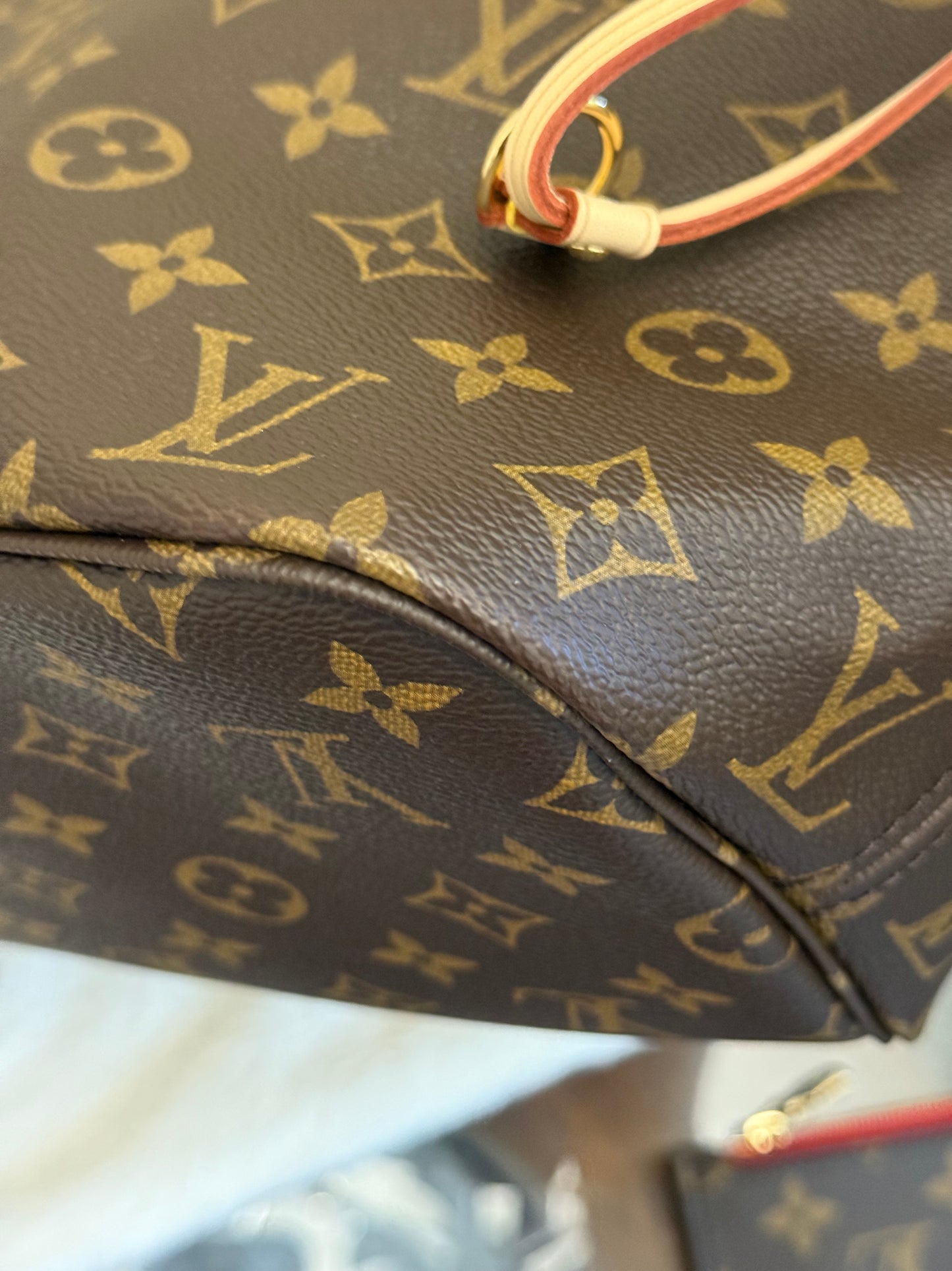 Louis Vuitton Neverfull MM Mono Cerise