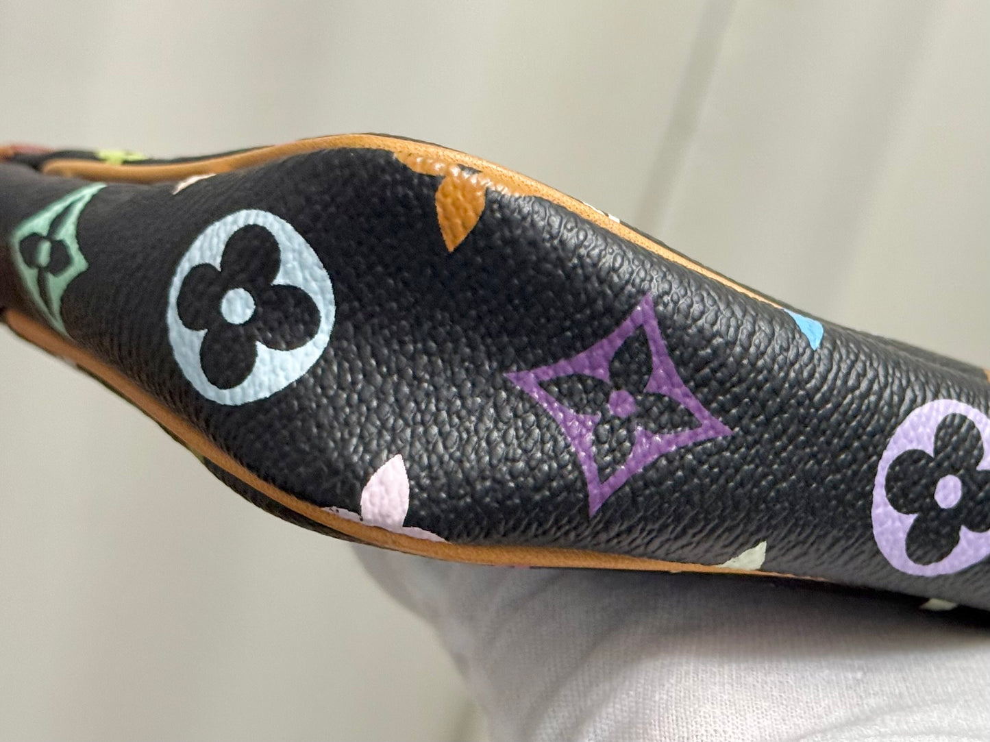 Louis Vuitton Pochette Accessoires Multicolore Noir/Black