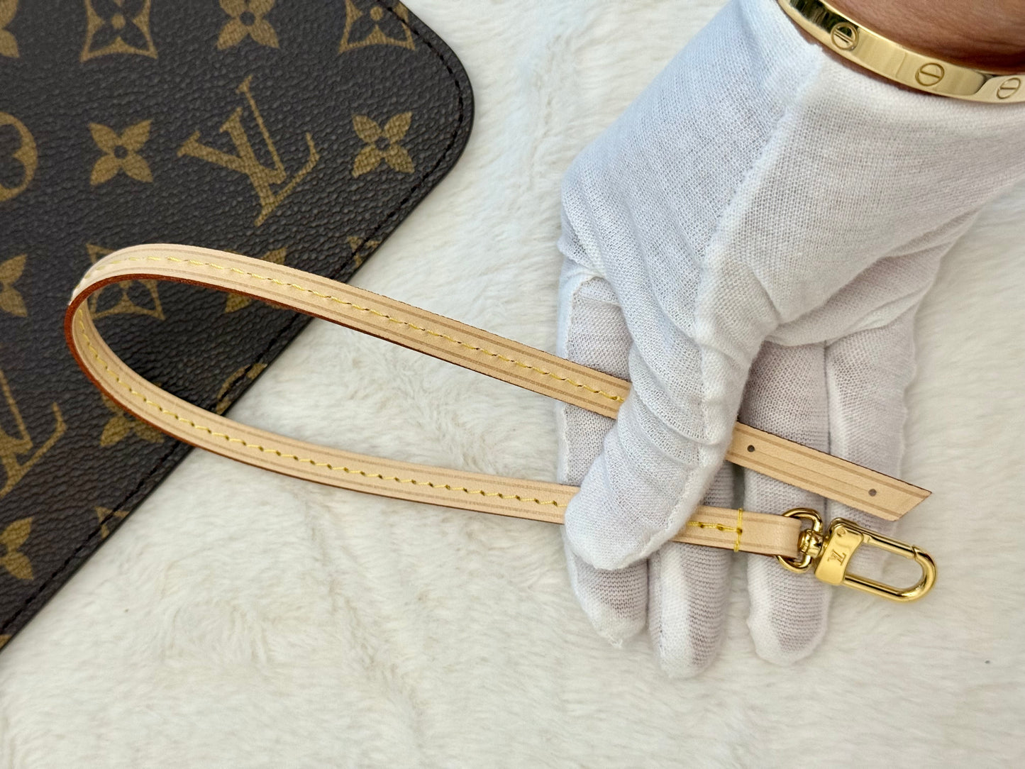 Louis Vuitton Neverfull MM Mono Cerise