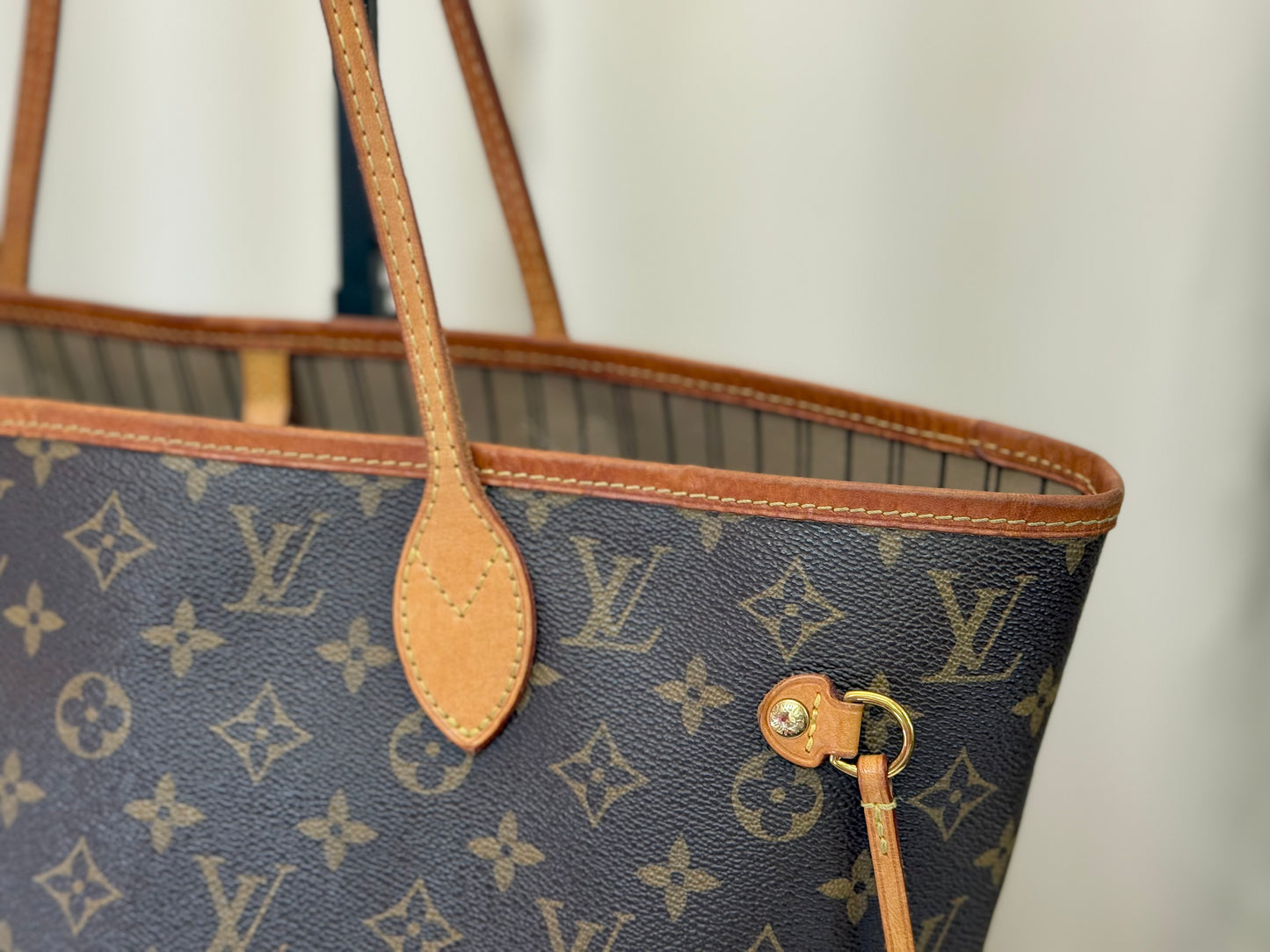 Louis Vuitton Neverfull MM Mono Beige