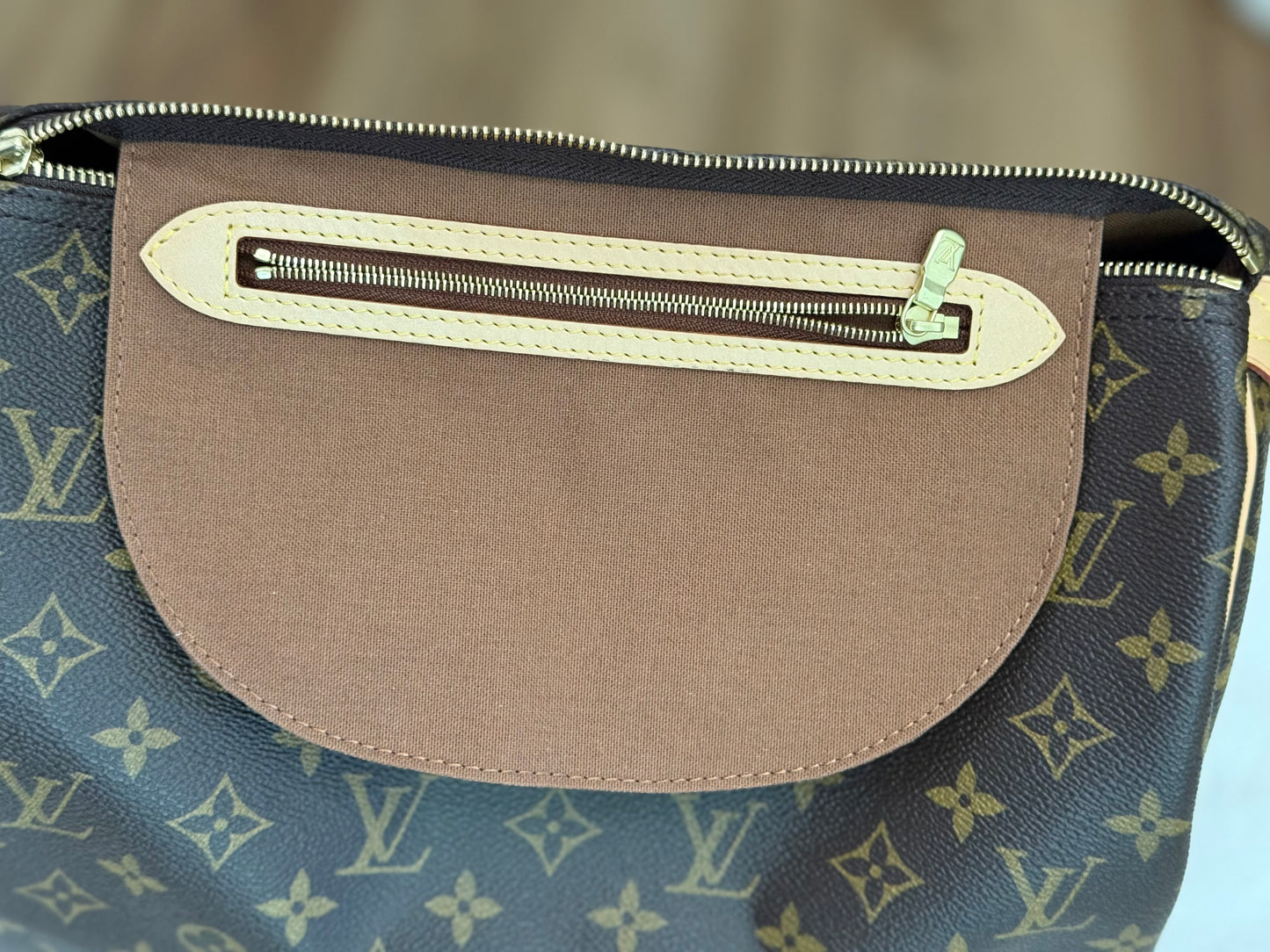 Louis Vuitton Speedy 30 Mono MINT CONDITION