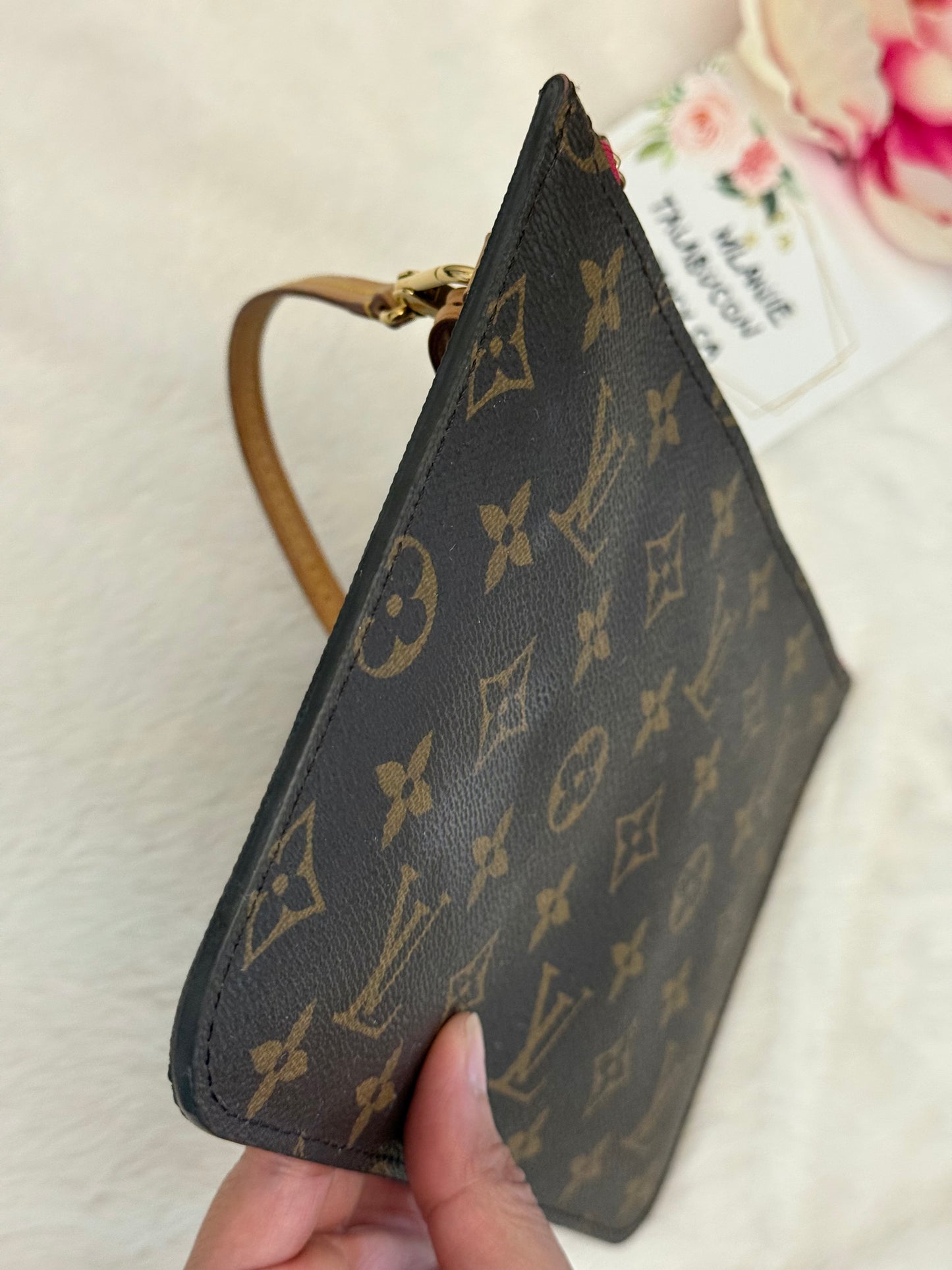 Loui Vuitton Neverfull MM Pivoine Bag and Pouch