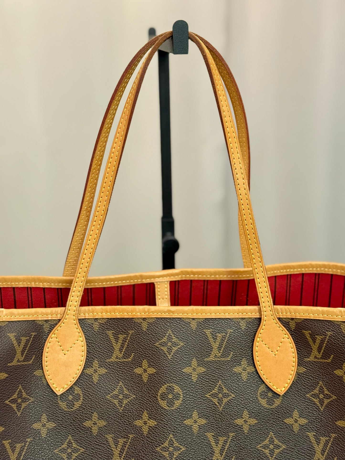 Louis Vuitton Neverfull MM Mono Cerise