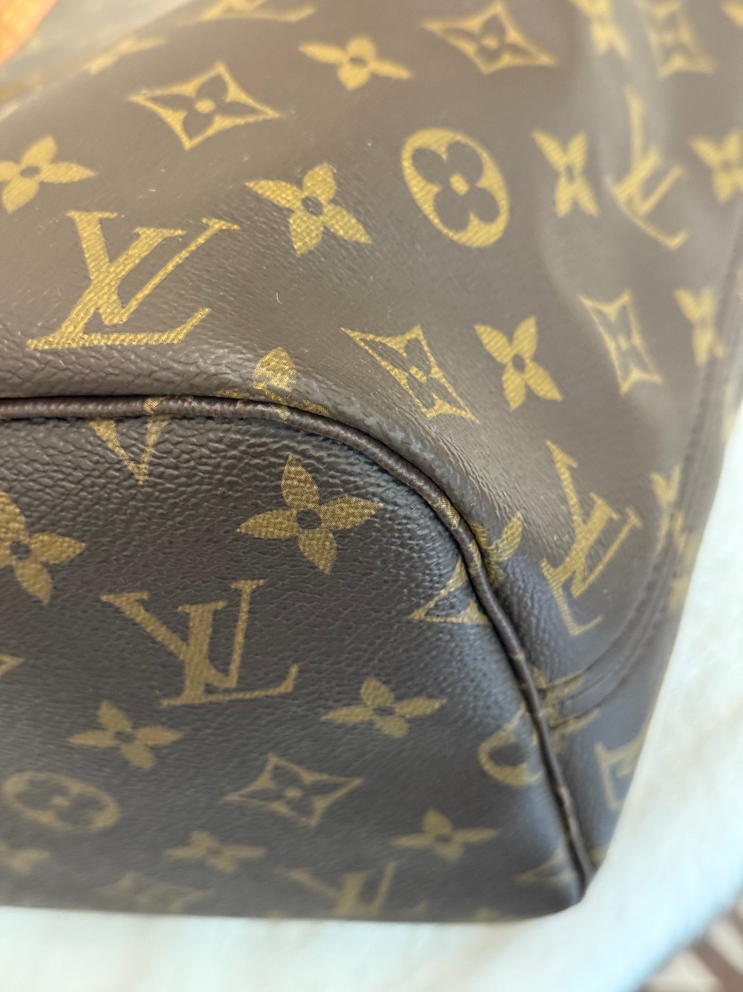 Louis Vuitton Neverfull MM Mono Bag and Pouch Set