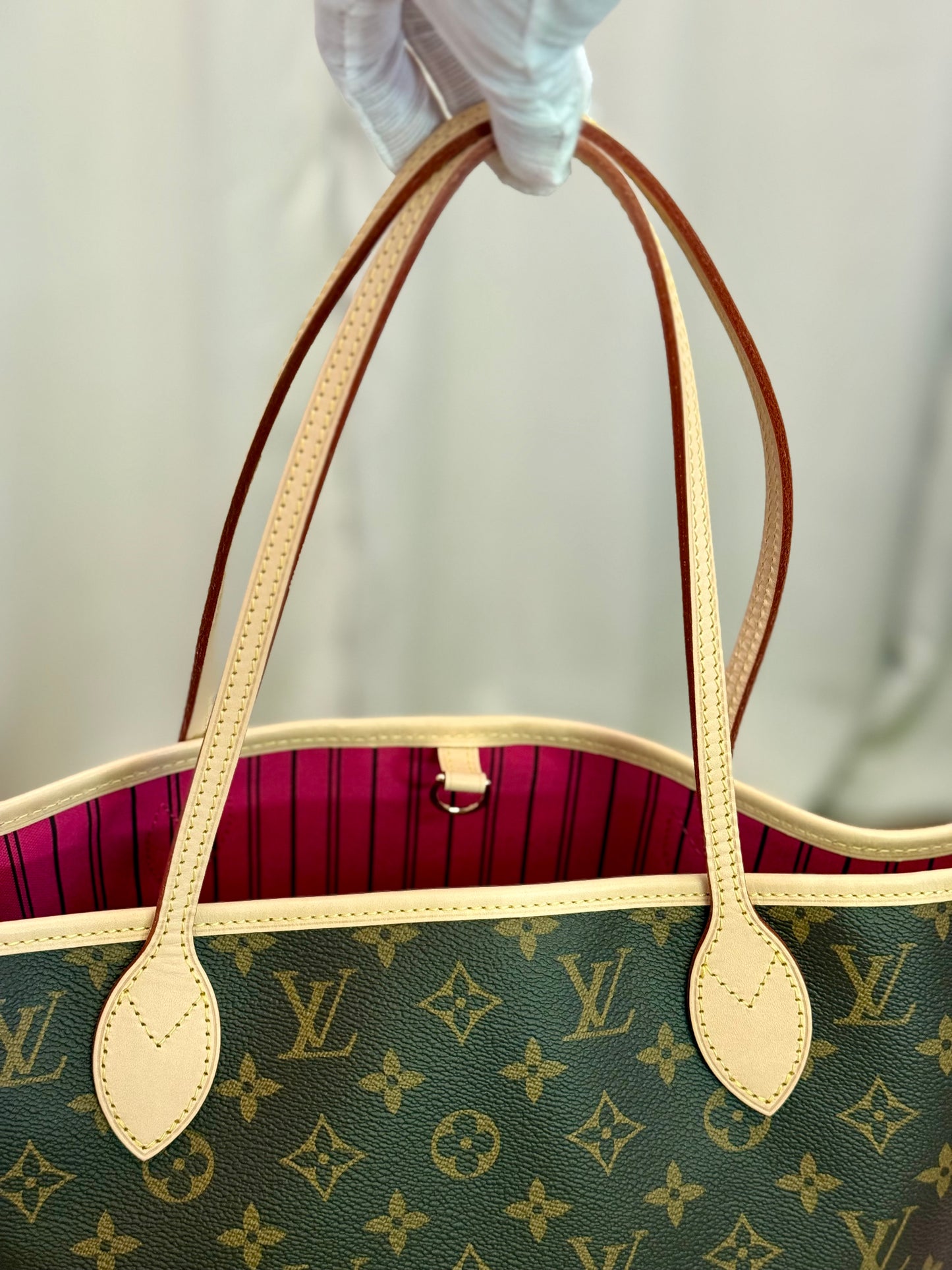 Louis Vuitton Neverfull Bandouliere Inside Out MM Mono Rose Pondichery