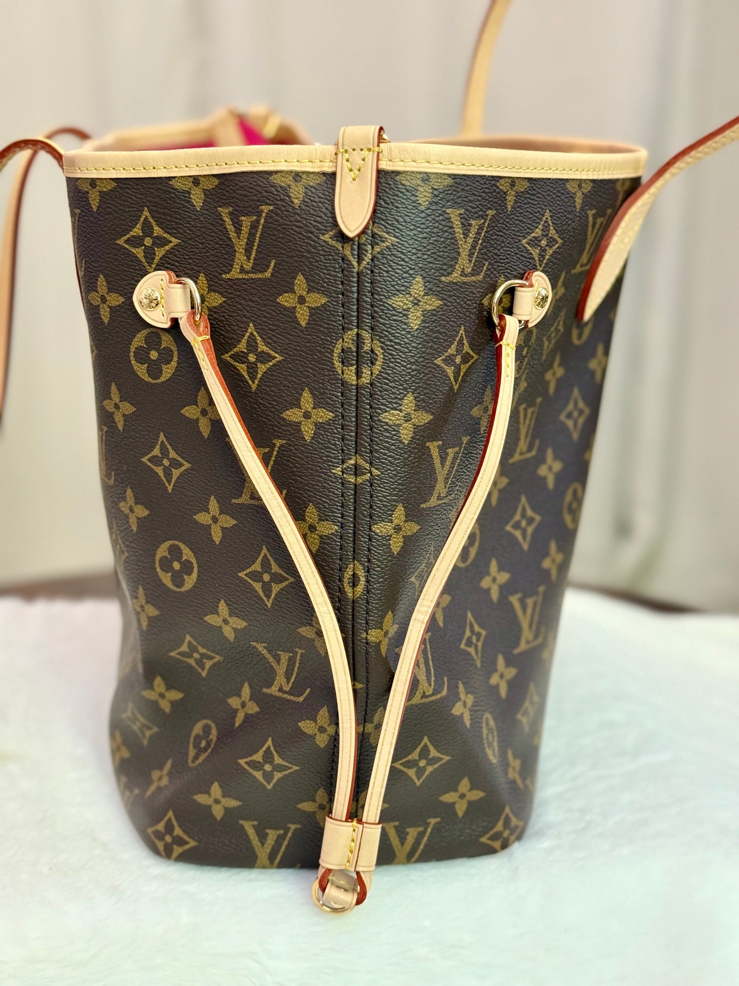 Louis Vuitton Neverfull Bandouliere Inside Out MM Mono Rose Pondichery