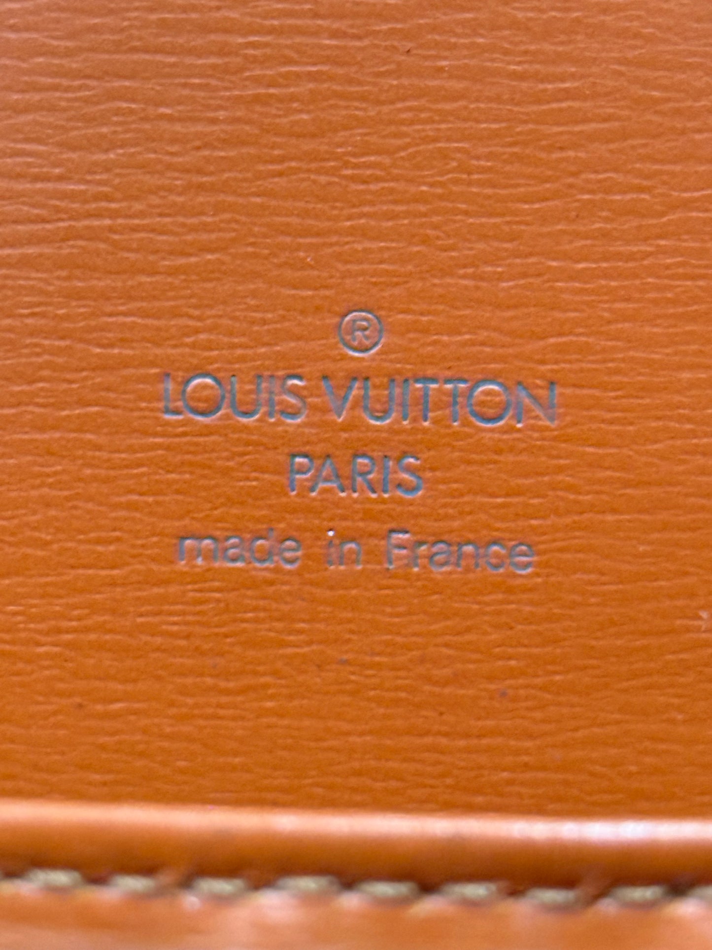 Louis Vuitton Capucines Epi Cognac/Fawn Crossbody