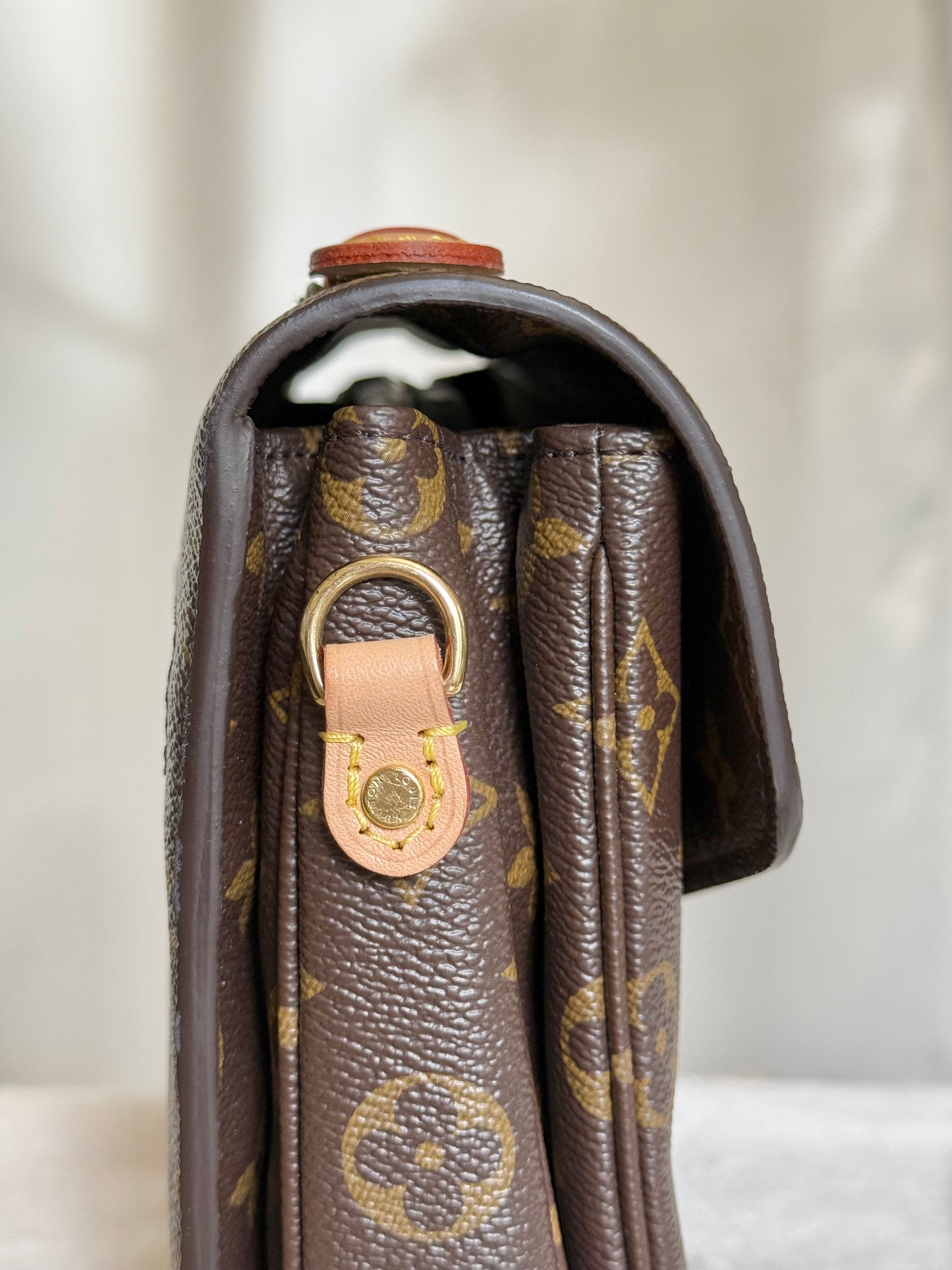 Louis Vuitton Pochette Metis Mono