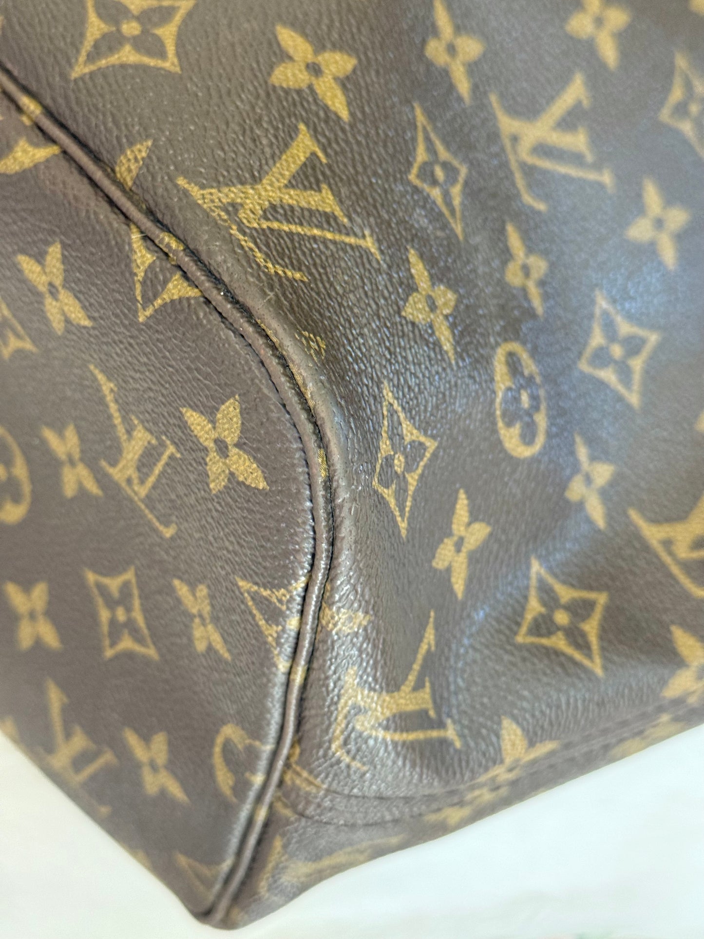 Louis Vuitton Neverfull MM Mono Beige