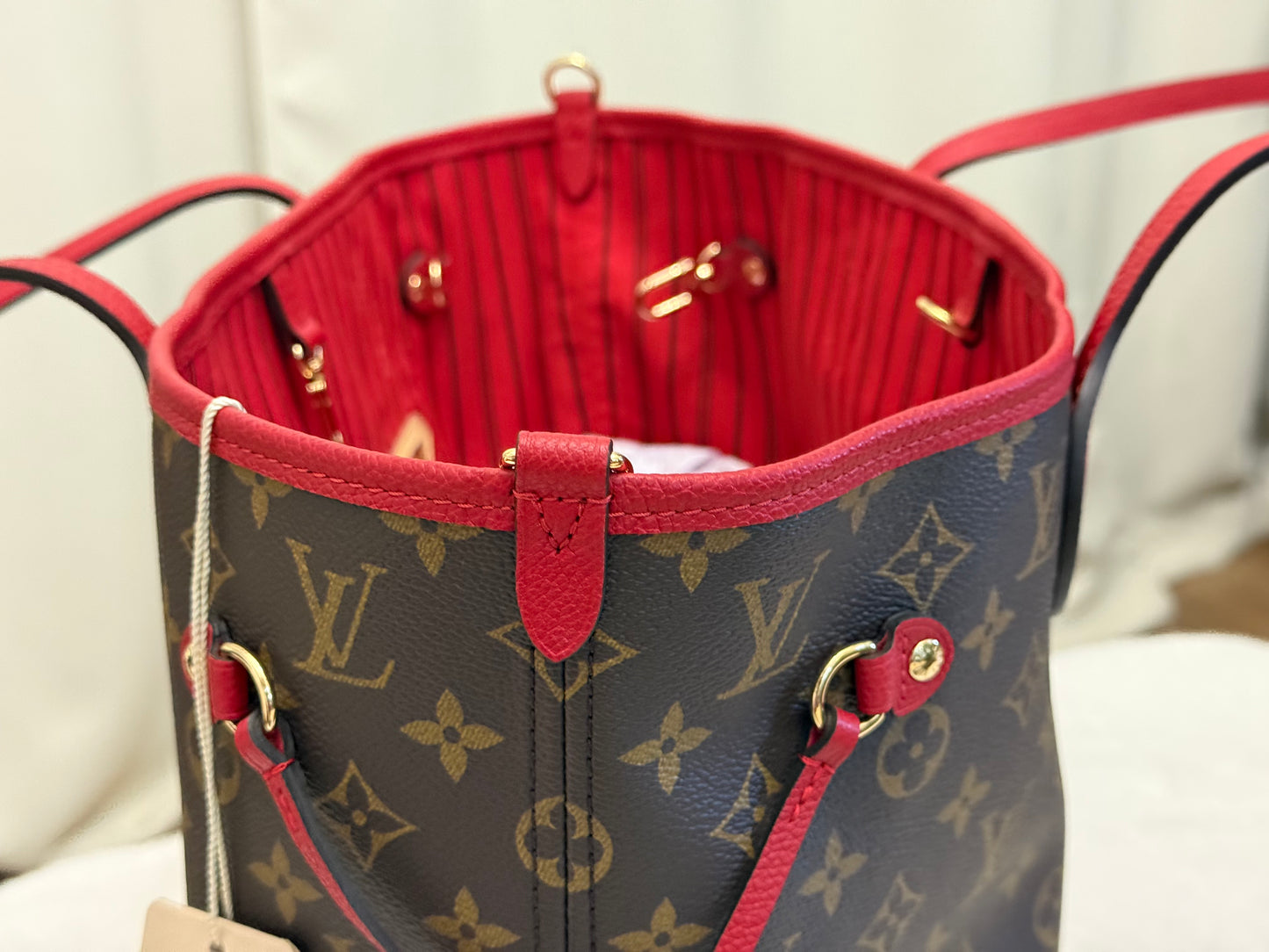 Louis Vuitton Neverfull MM Inside Out Bandouliere Safi Red
