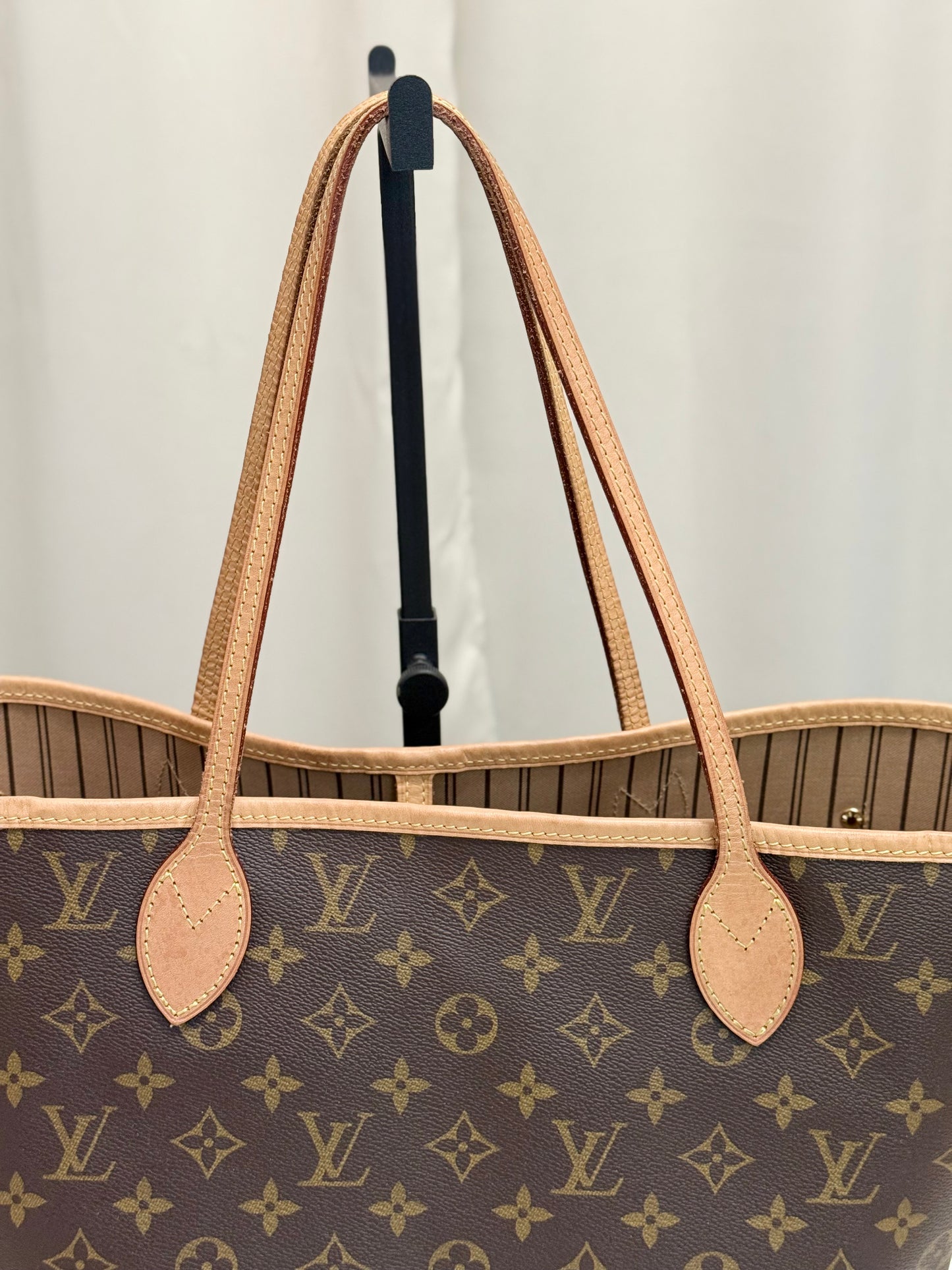 Louis Vuitton Neverfull MM Mono Bag and Pouch Set