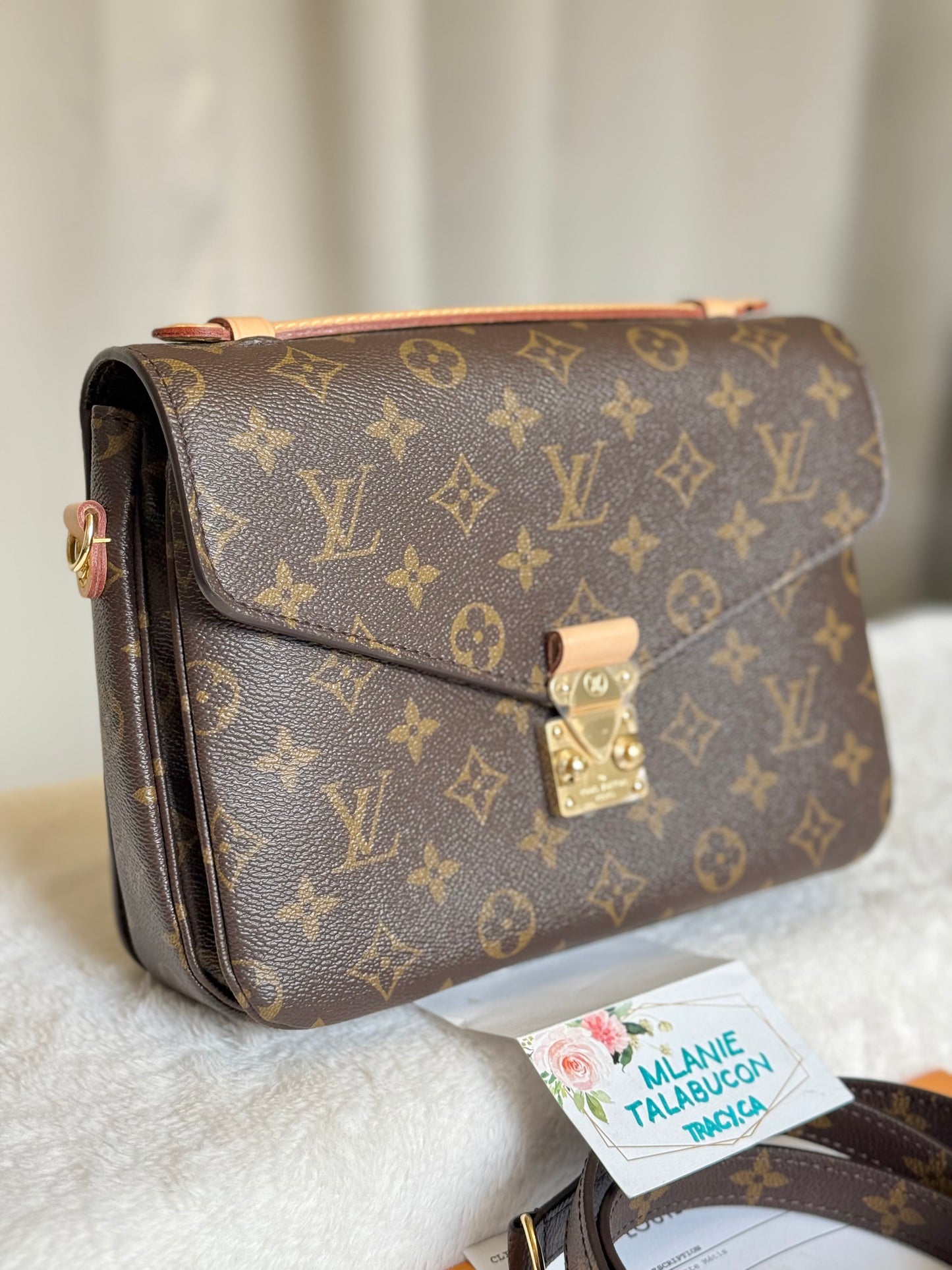 Louis Vuitton Pochette Metis Mono