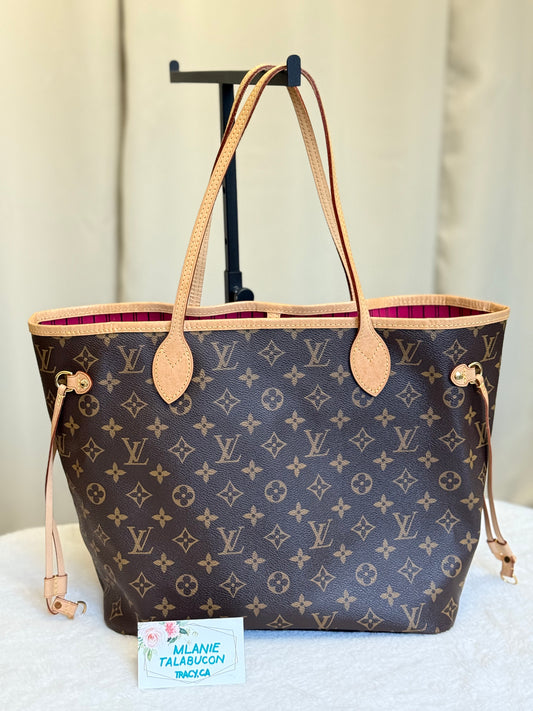 Louis Vuitton Neverfull MM Mono Pivoine Interior
