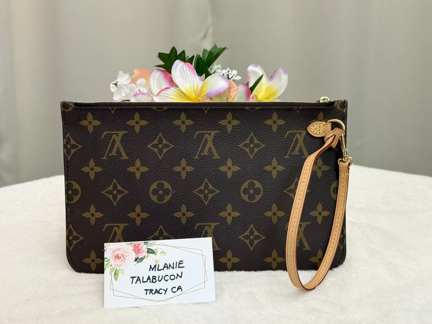 Louis Vuitton Neverfull MM Mono Bag and Pouch Set